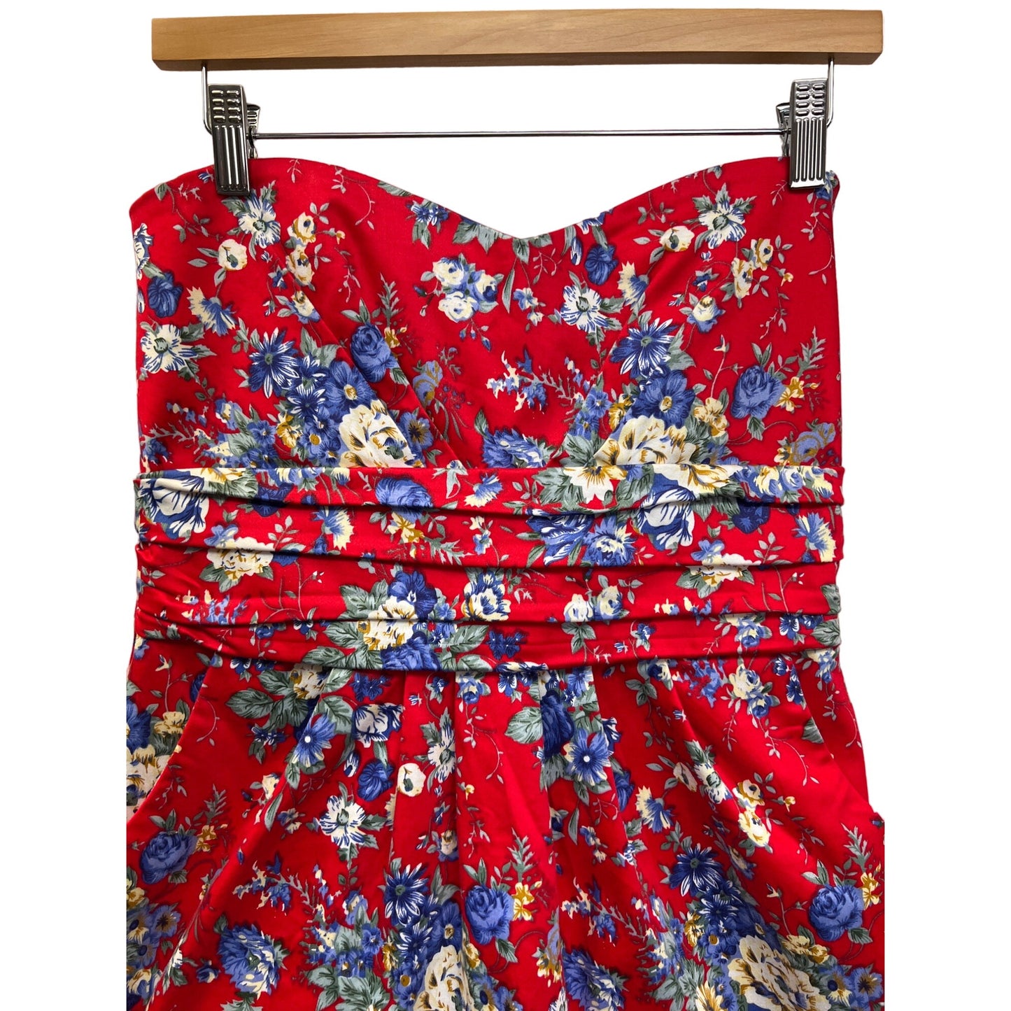 Gianni Bini Red Floral Strapless Bodycon Dress