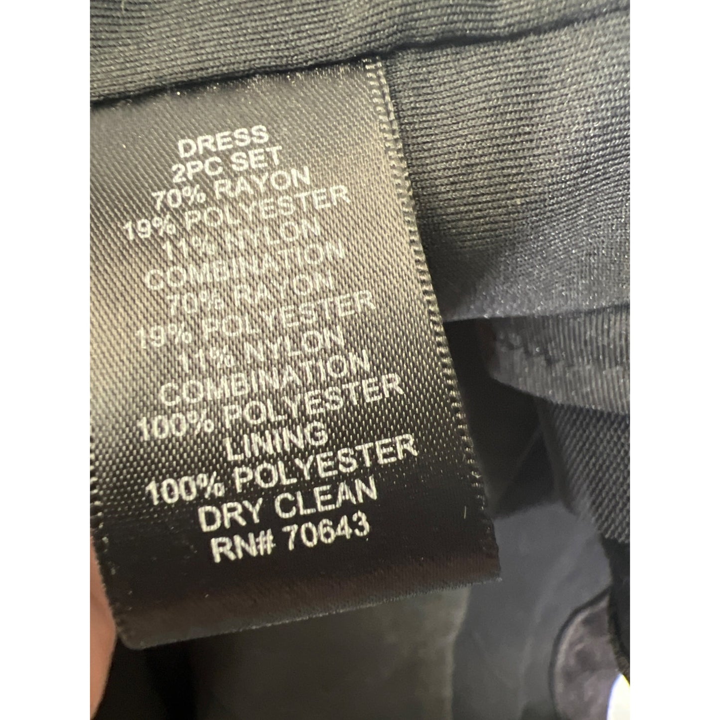 Jessica Howard Vintage Y2K Black & Ivory Layered Mother of the Bride Dress Set