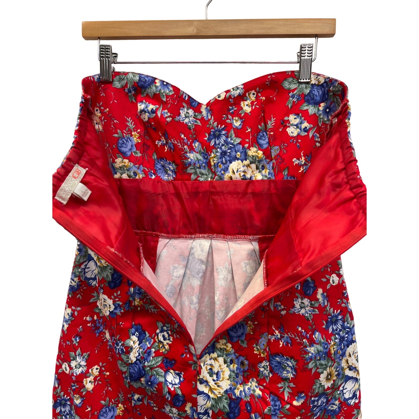Gianni Bini Red Floral Strapless Bodycon Dress