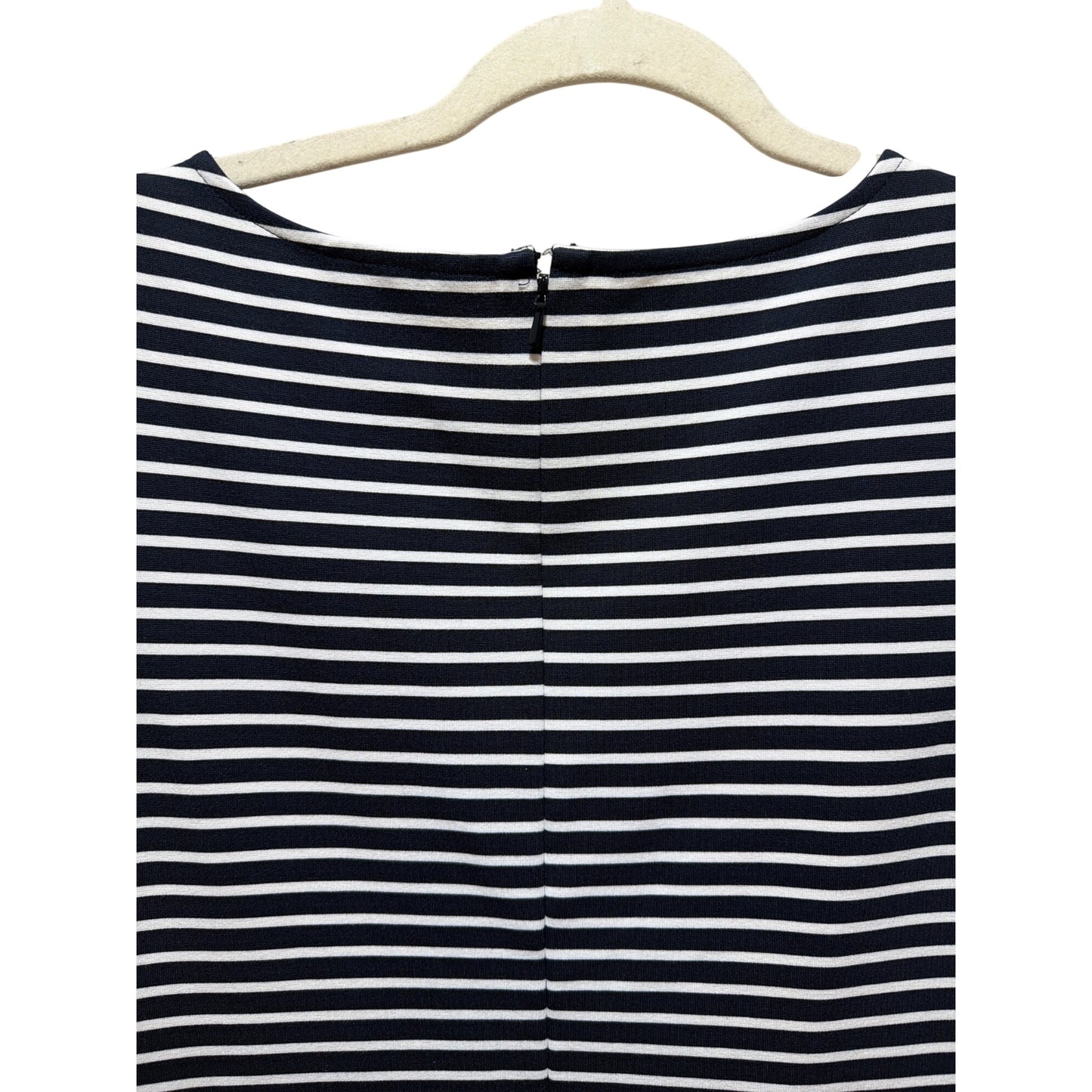 Lands End Womens Sleeveless Navy & White Striped Dress With Ruffle Hem Casual Mid-Length