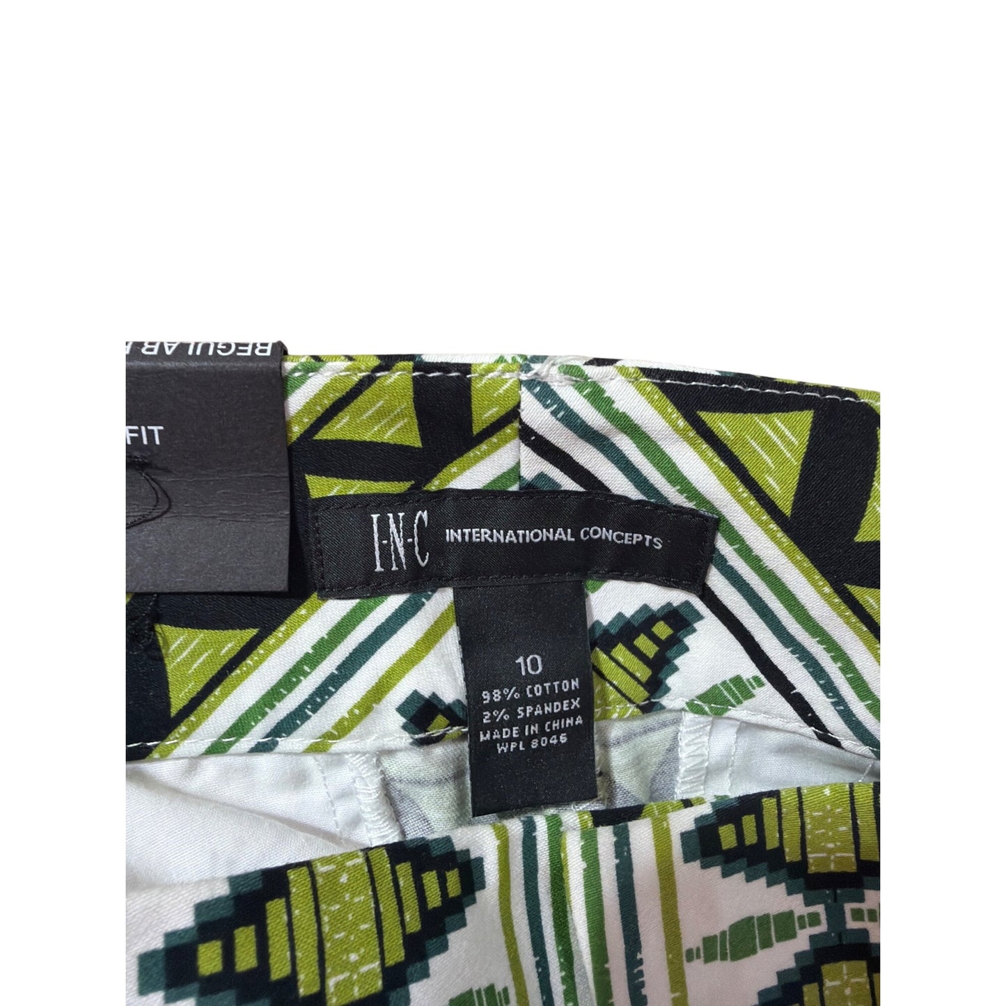 INC International Concepts Womens Green & White Tribal Print Regular Fit Shorts Size 10
