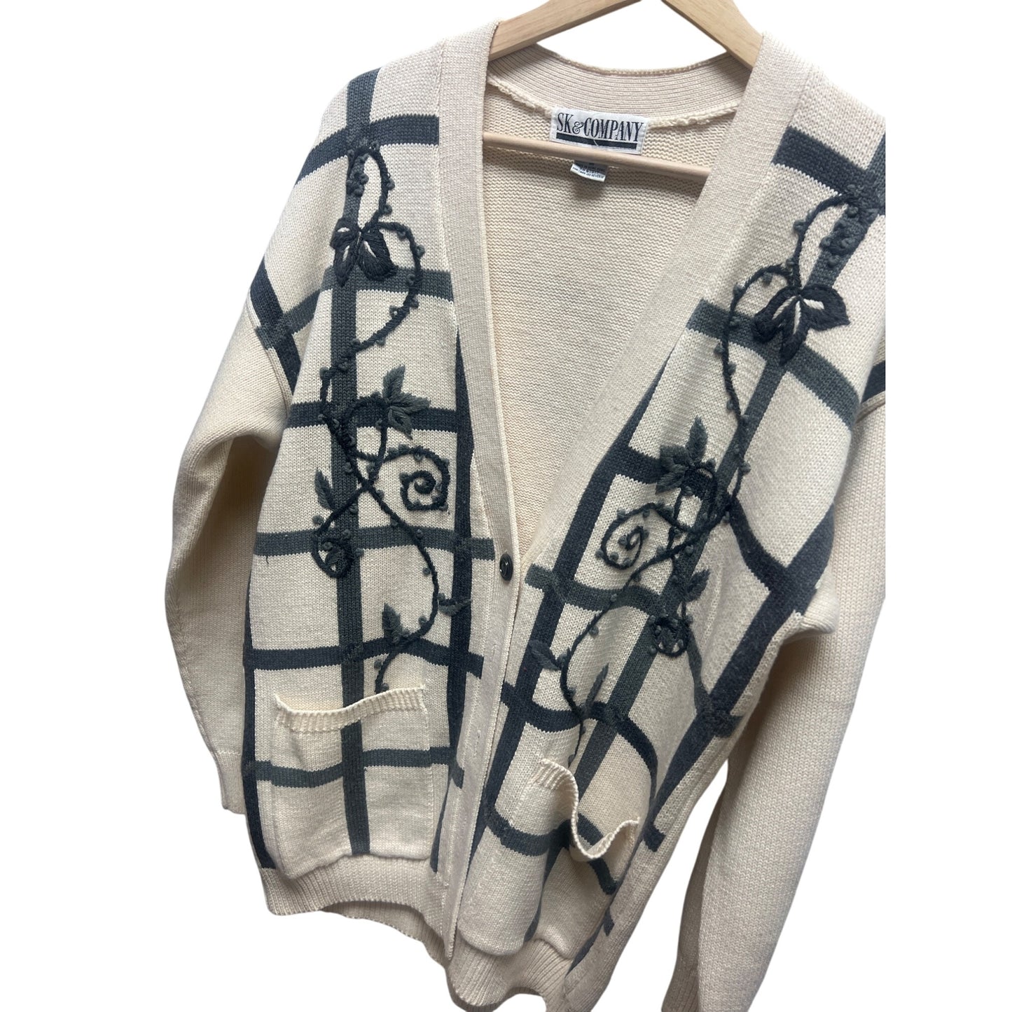 SK & Company Vintage 90's Cream and Gray Floral Cardigan