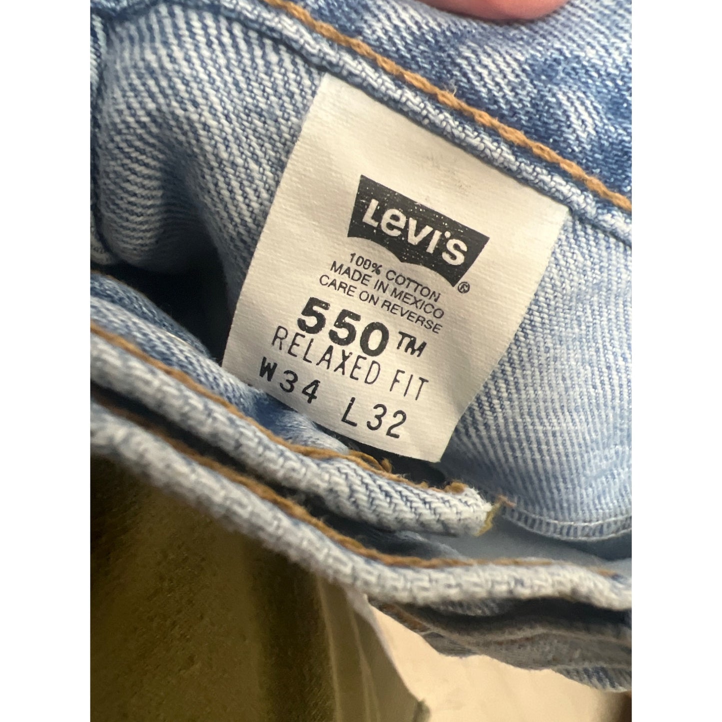 Levi's Vintage 90's 550 Relaxed Fit Tapered Jeans 34x32