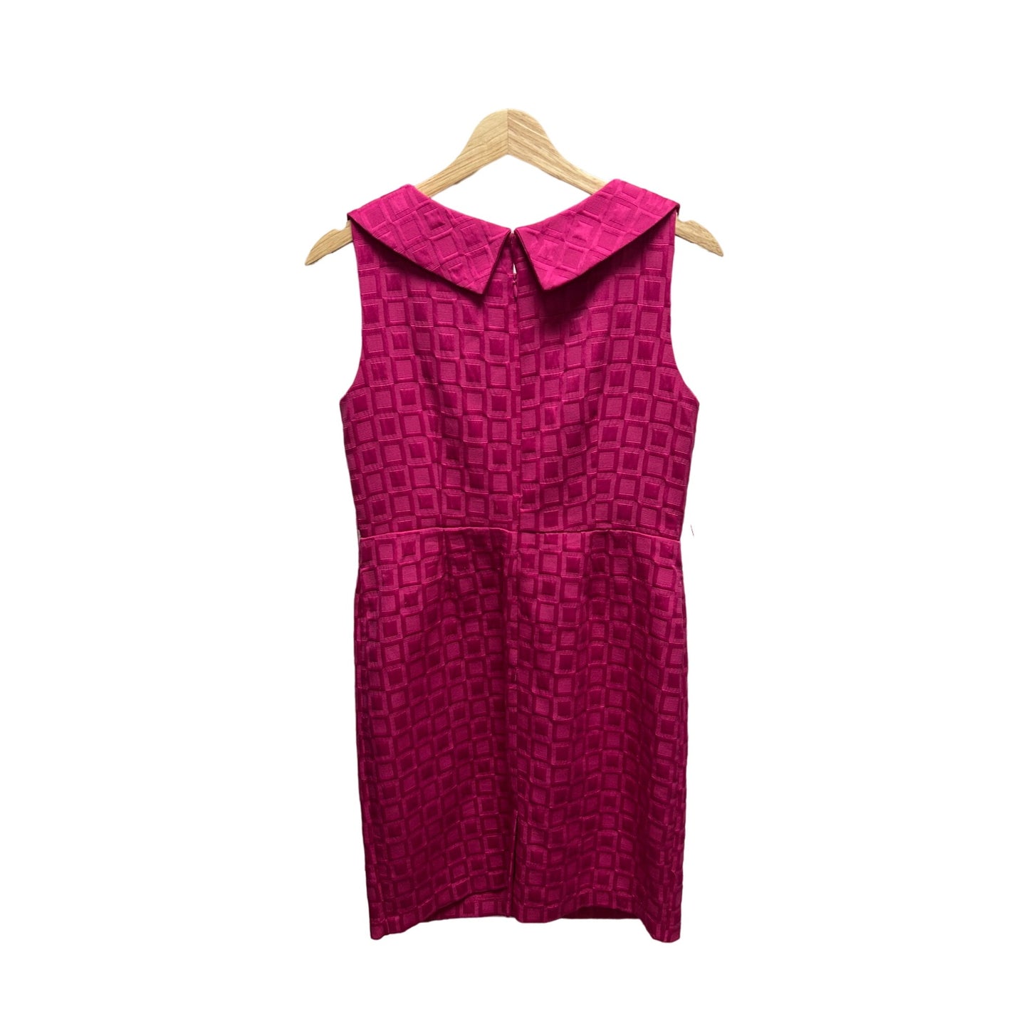 Dress Barn Magenta Pink Sleeveless Textured Dress With Button Detail Size 8