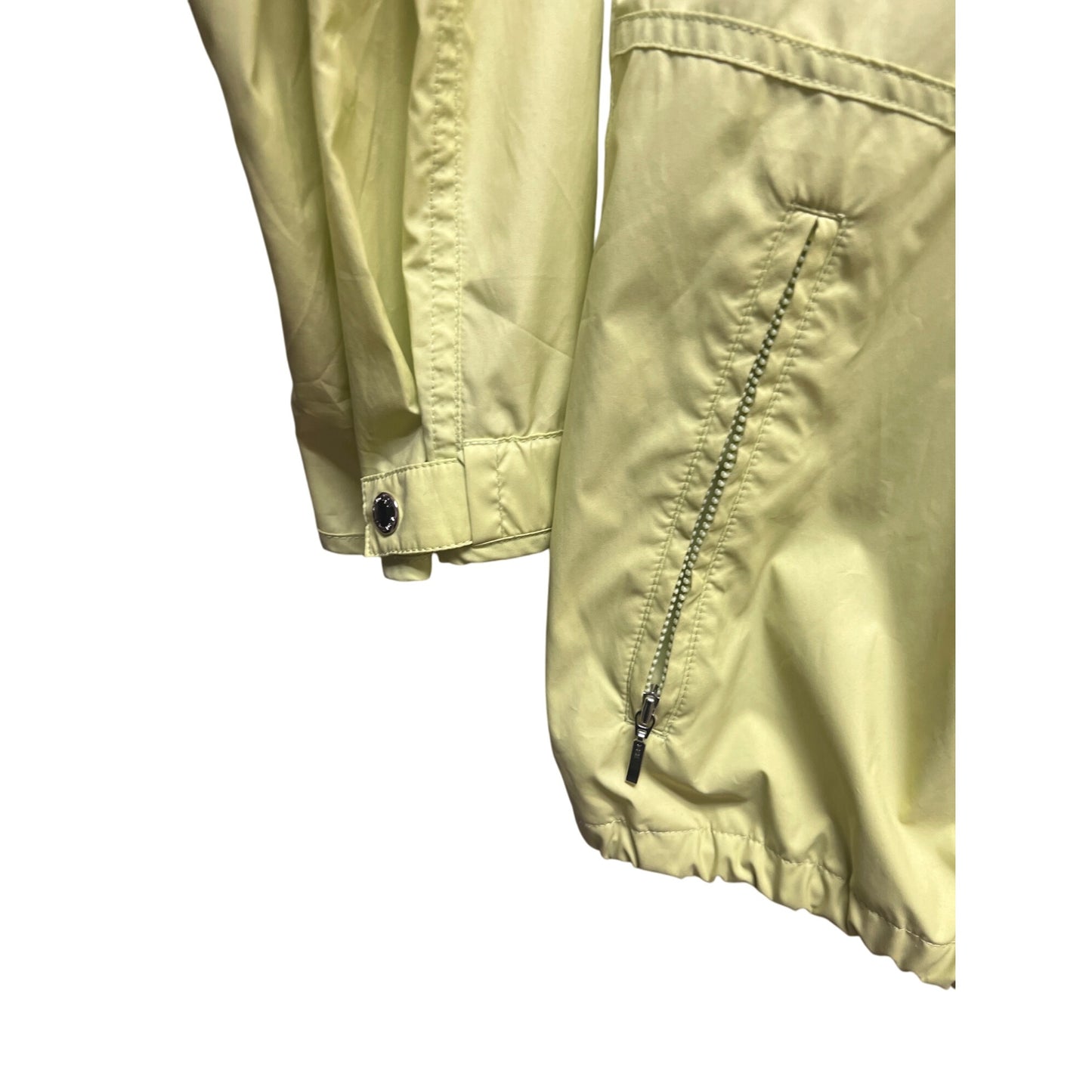 Chico's Zenergy Lime Green Lightweight Water Repellent Windbreaker