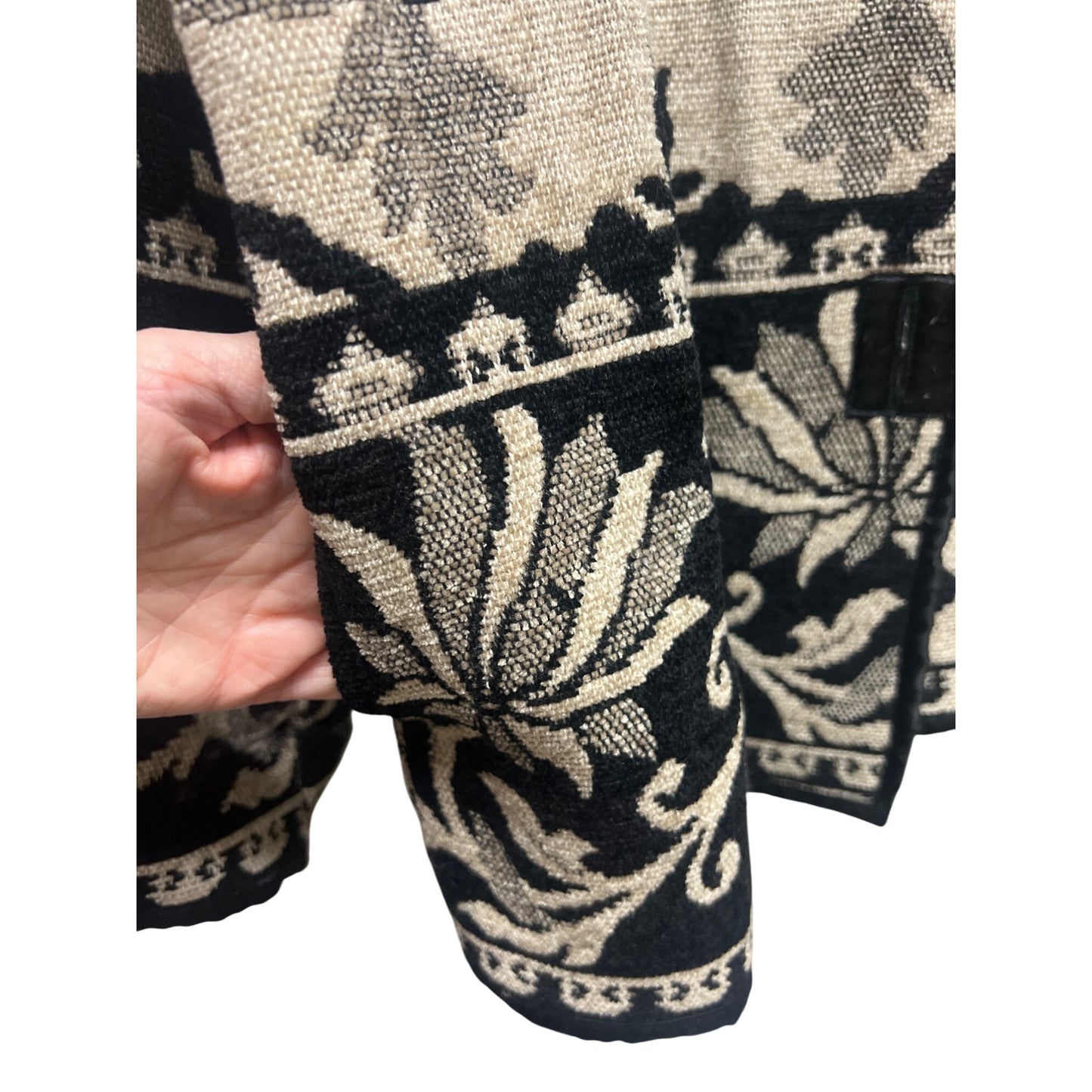 Flashback Couture Vintage 90's Black and Tan Floral Jacket