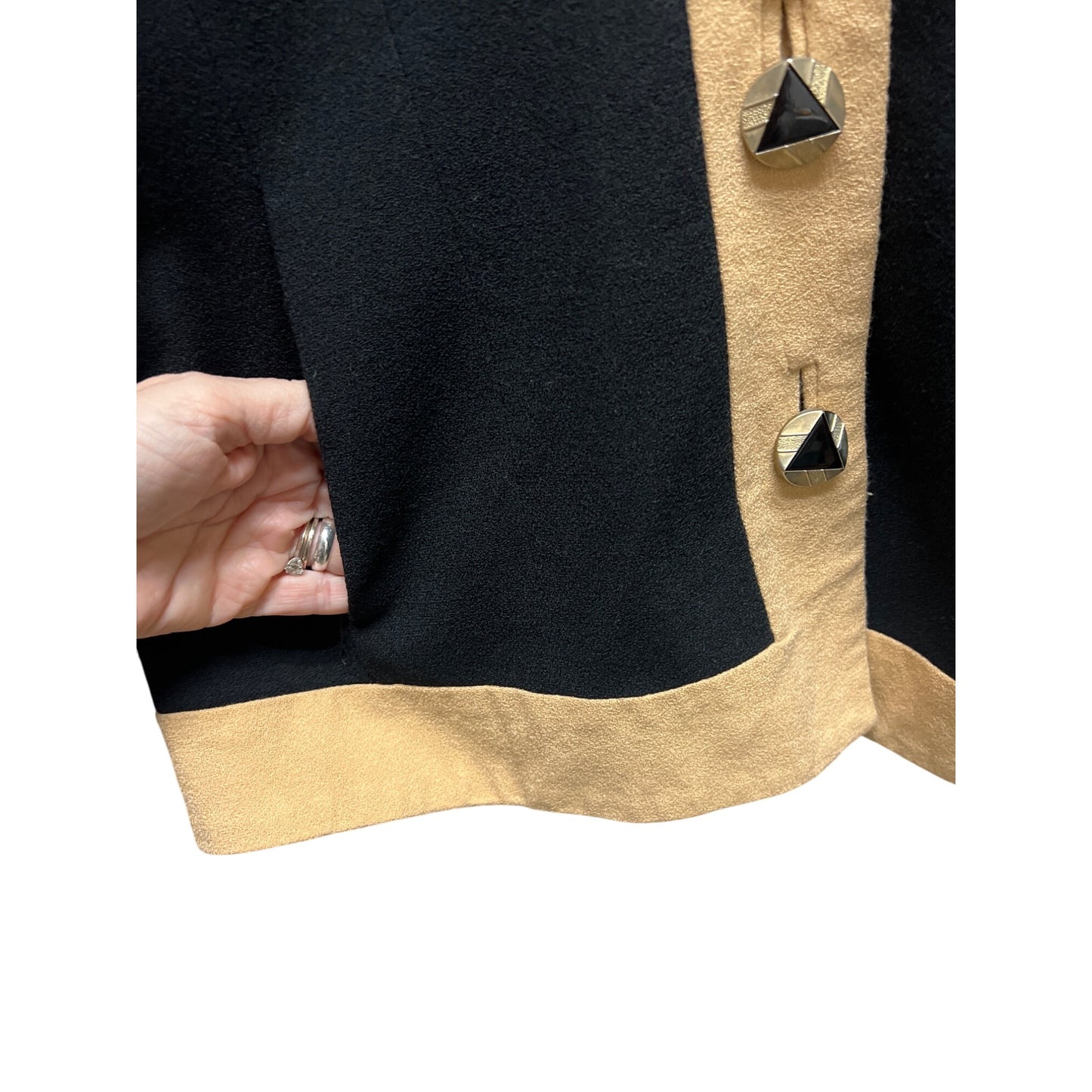 Progressive Image Vintage 80's Black and Tan Crepe Worsted Wool Blazer