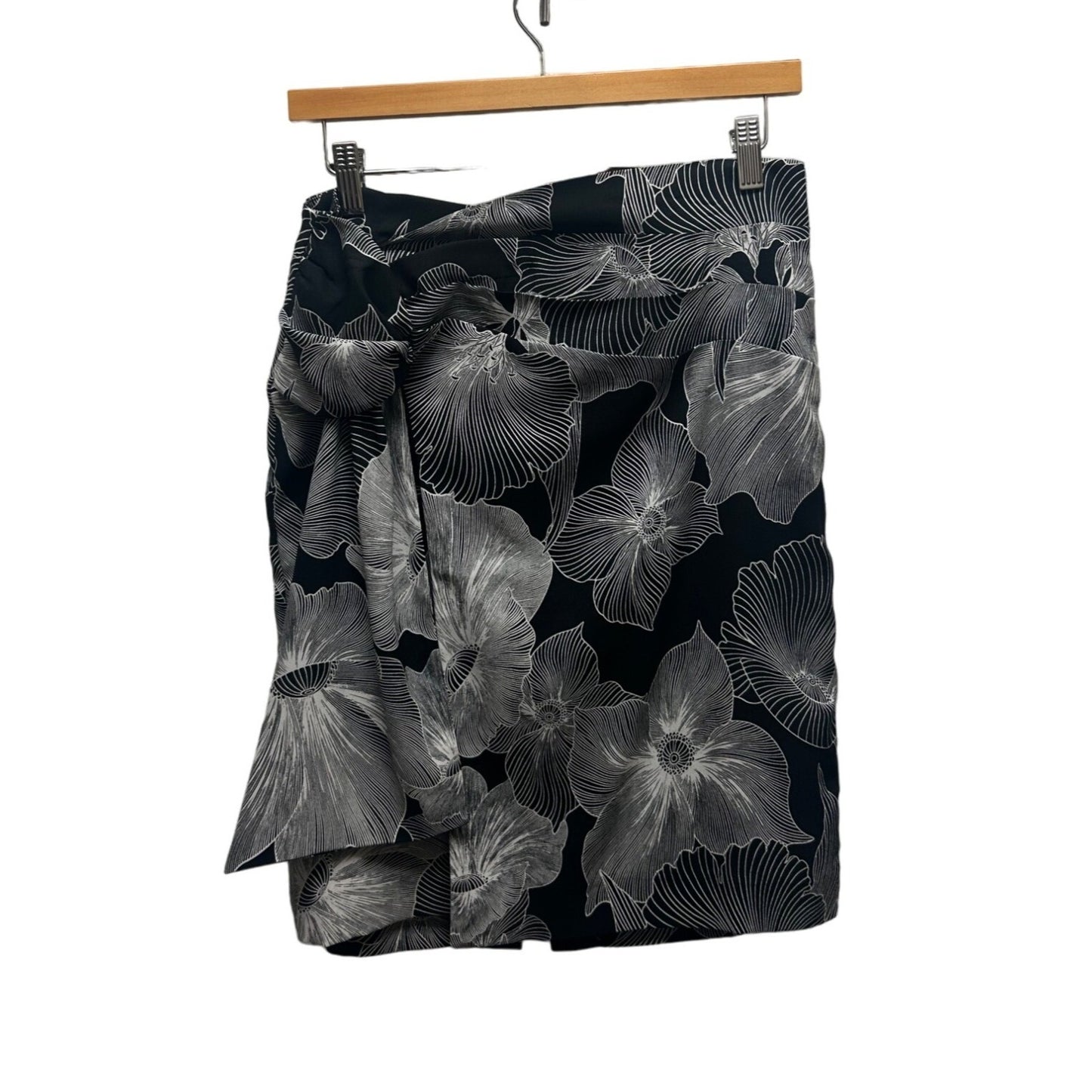 Loft Black & White Floral Faux Wrap Tropical Pencil Skirt with Ruffle