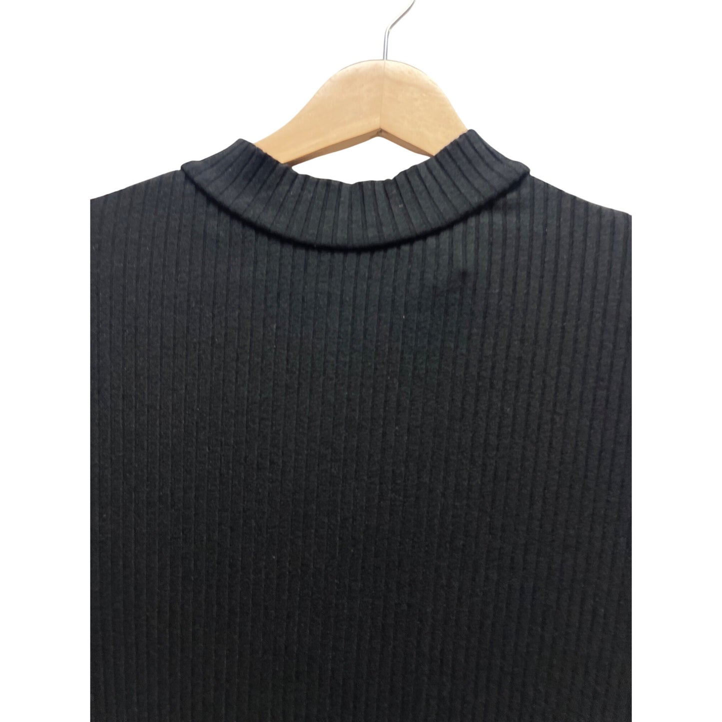 Chico's Black Label Black Ribbed Short Sleeve Gold Back Zipper Mock Neck Top