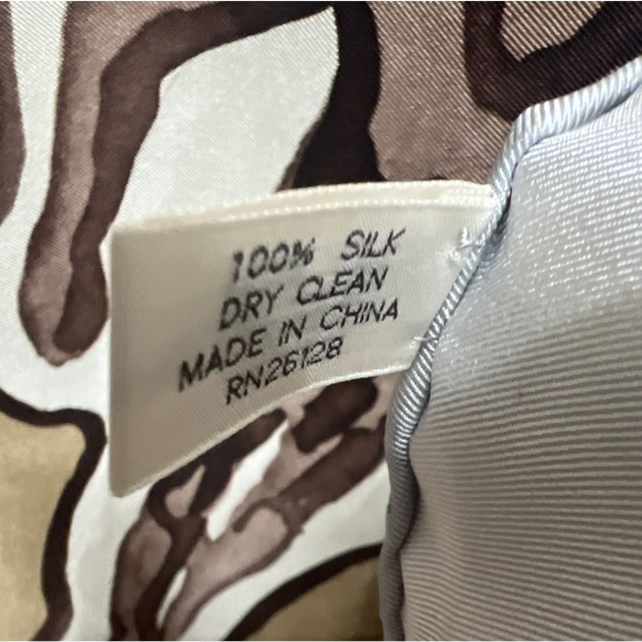 Ippolita Gray & Taupe Silk Abstract Sculpture Artwork Scarf