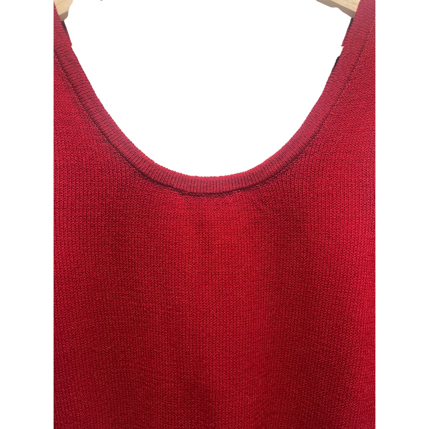 St John Collection Marie Grey Santana Red Knit Sleeveless Sweater Shell