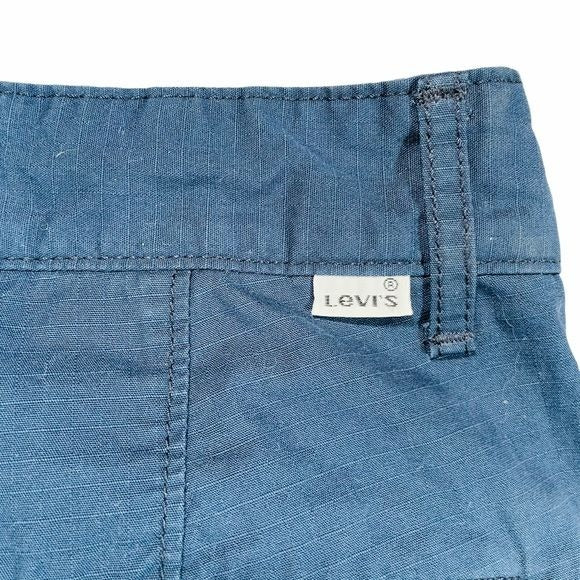 Levi’s Carrier Cargo Shorts in Navy Blue