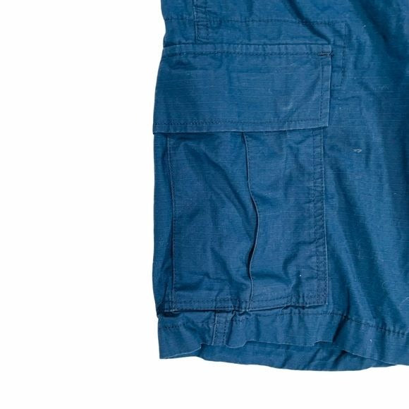 Levi’s Carrier Cargo Shorts in Navy Blue