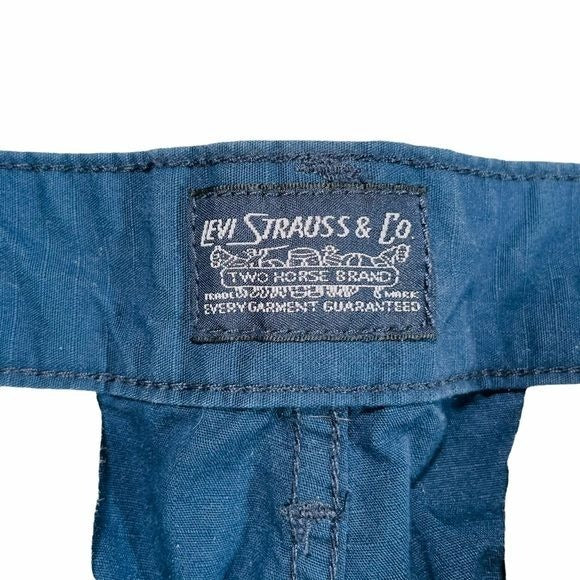 Levi’s Carrier Cargo Shorts in Navy Blue