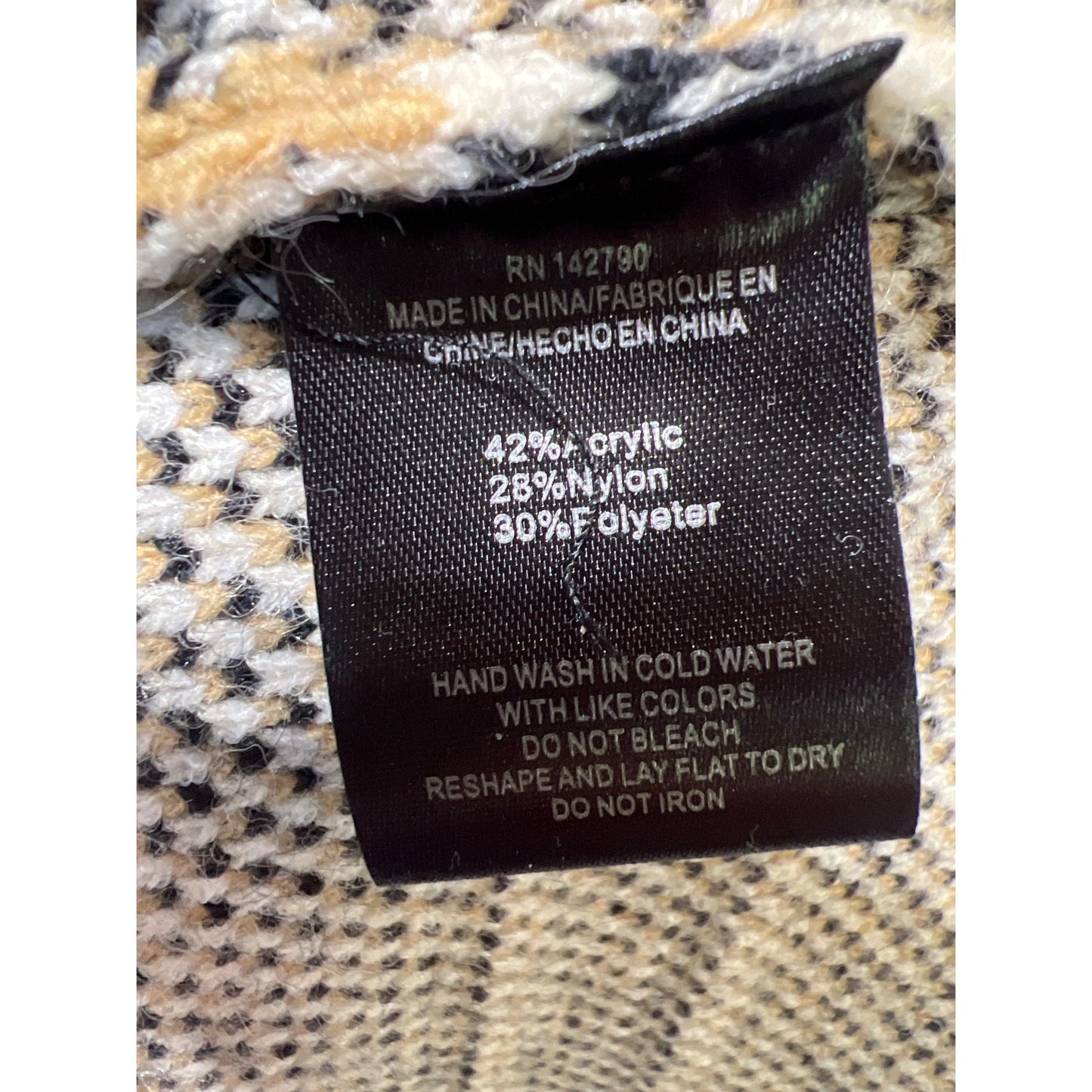 NWT Vertigo Paris XL Geometric Knit Kimono Style Cardigan Open Front Colorblock Design Toggle Closure Black/White/Beige