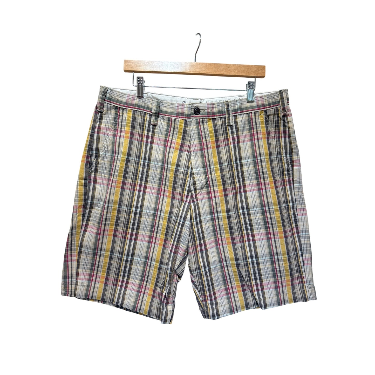 Eddie Bauer NWT Brown Plaid Legend Wash Chino Board Shorts Size 36