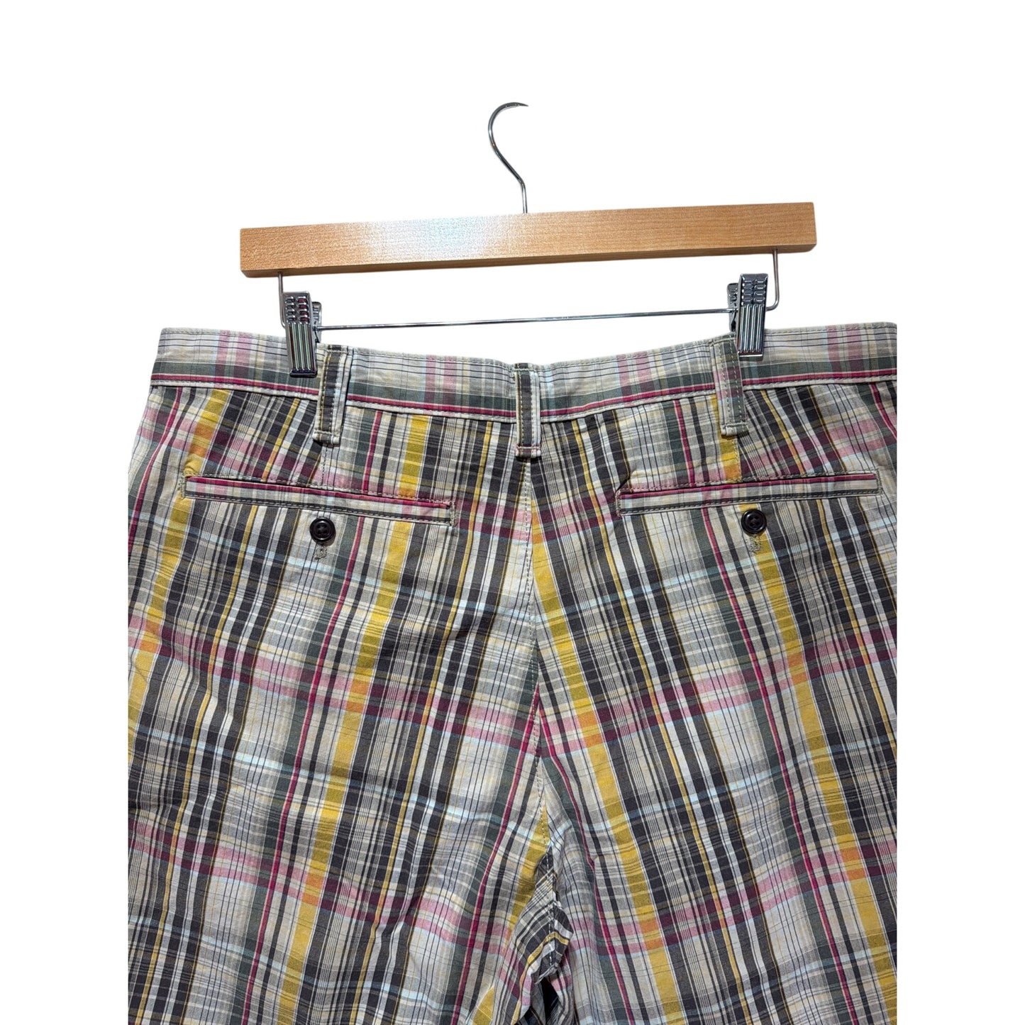 Eddie Bauer NWT Brown Plaid Legend Wash Chino Board Shorts Size 36