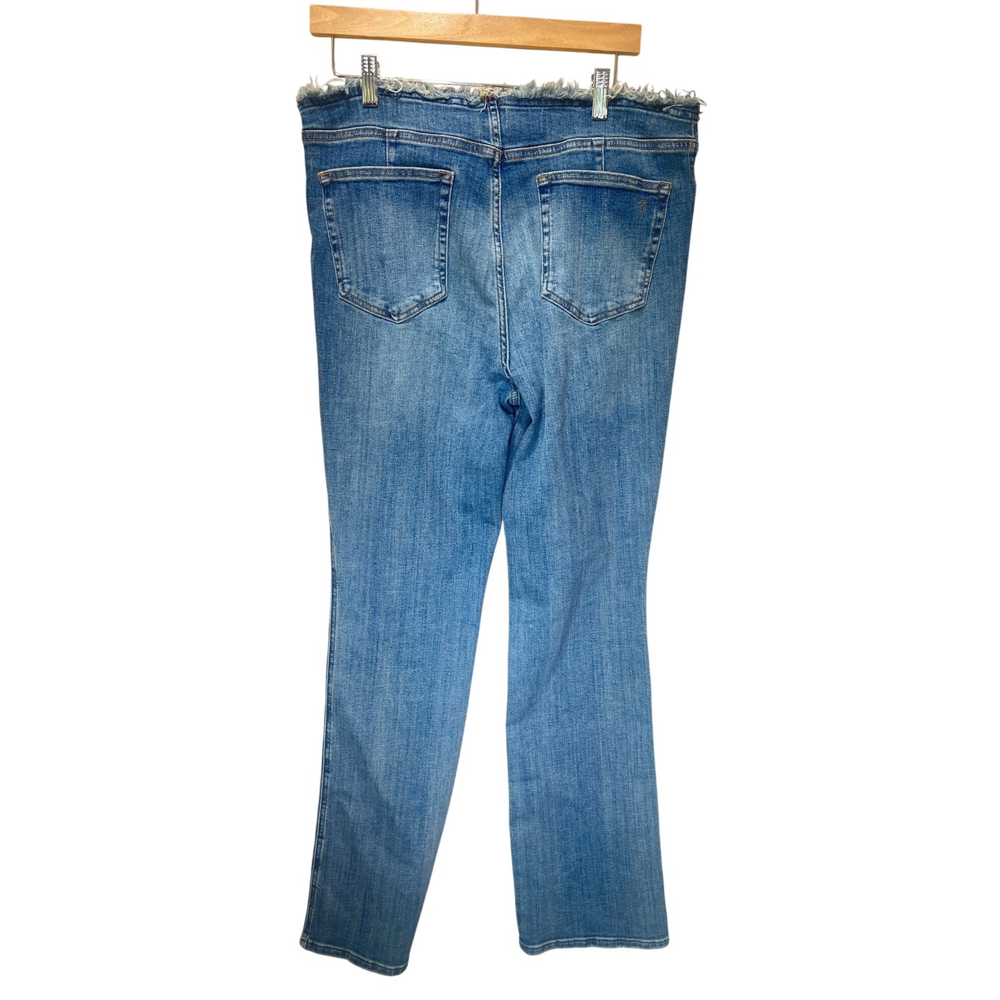 Pilcro Anthropologie High-Rise Frayed Raw Edge Denim Jeans Size 31 Light Wash