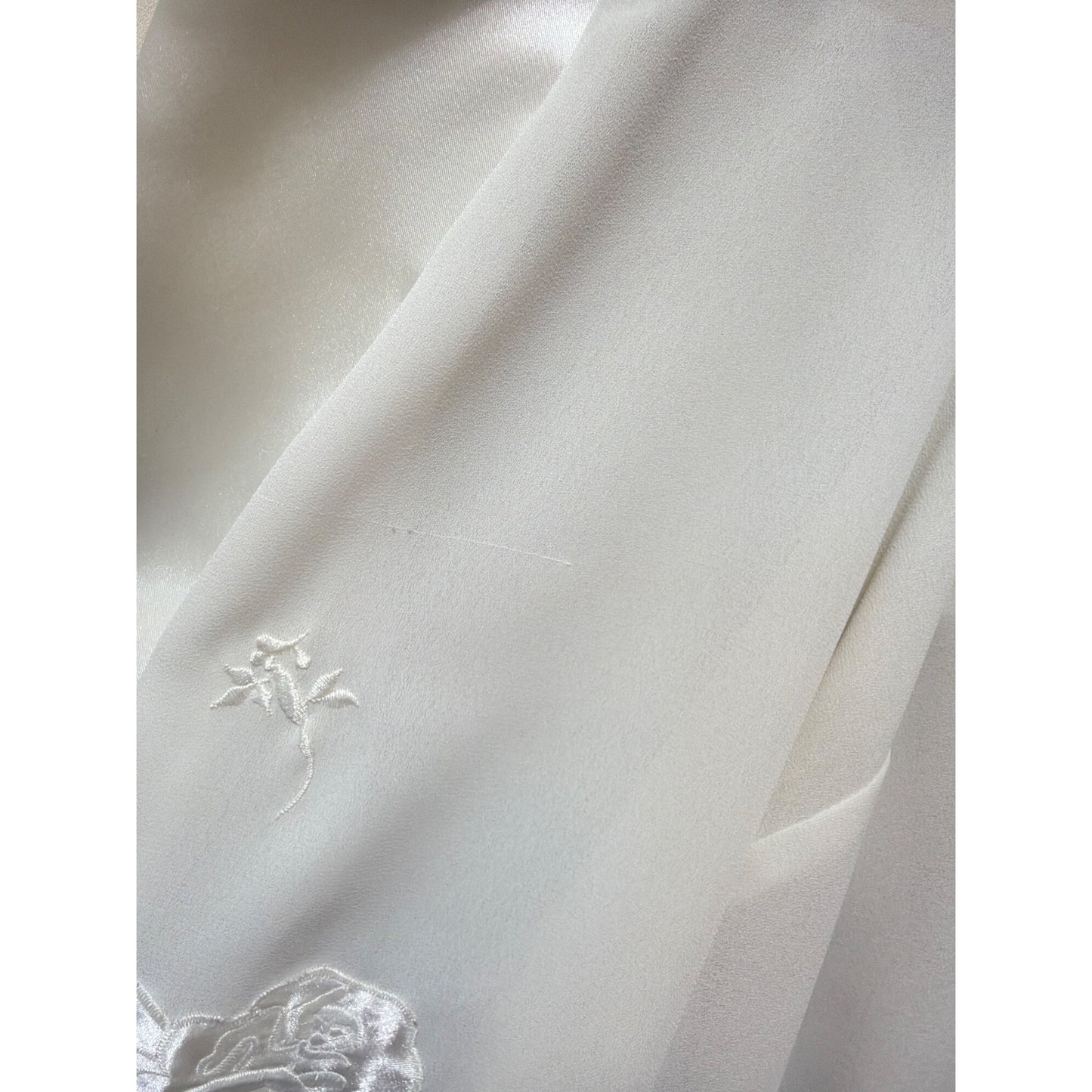 Victorias Secret Collection Gold Label Vintage 90s Embroidered White Ciffon Satin Kimono Robe