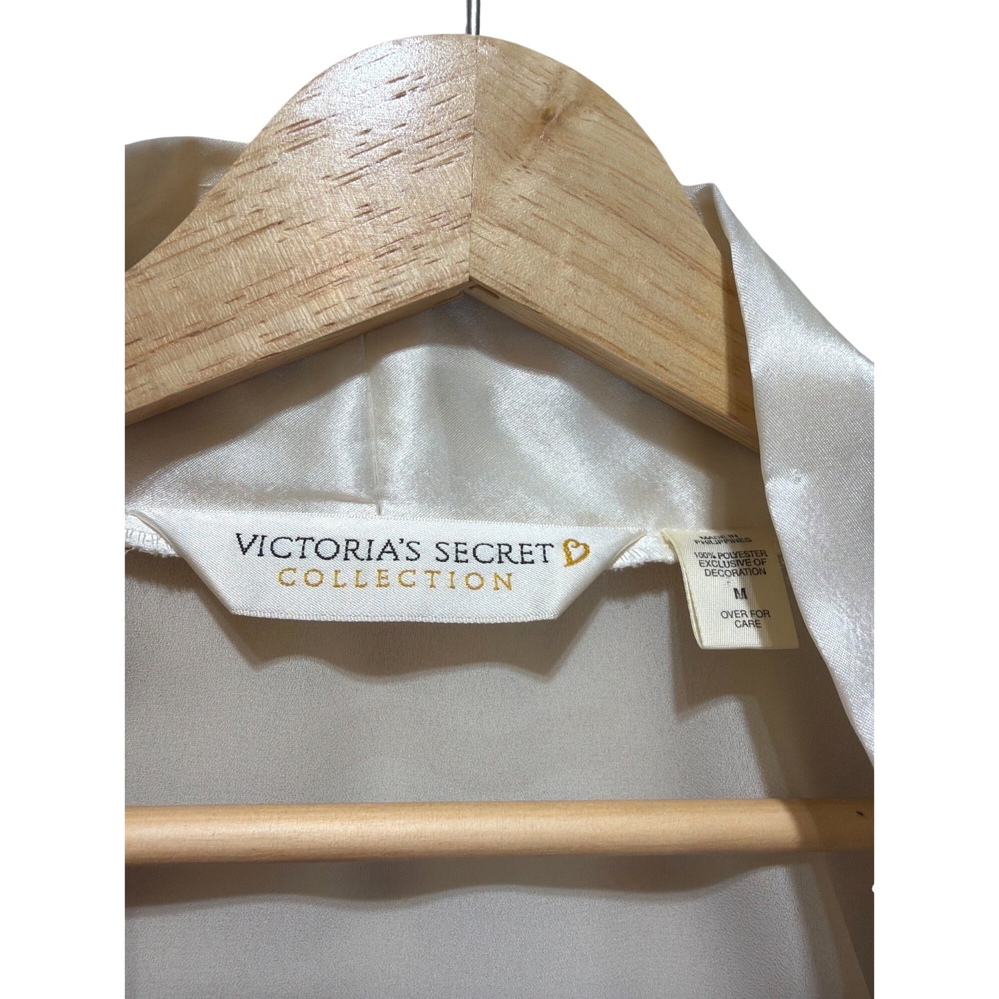 Victorias Secret Collection Gold Label Vintage 90s Embroidered White Ciffon Satin Kimono Robe