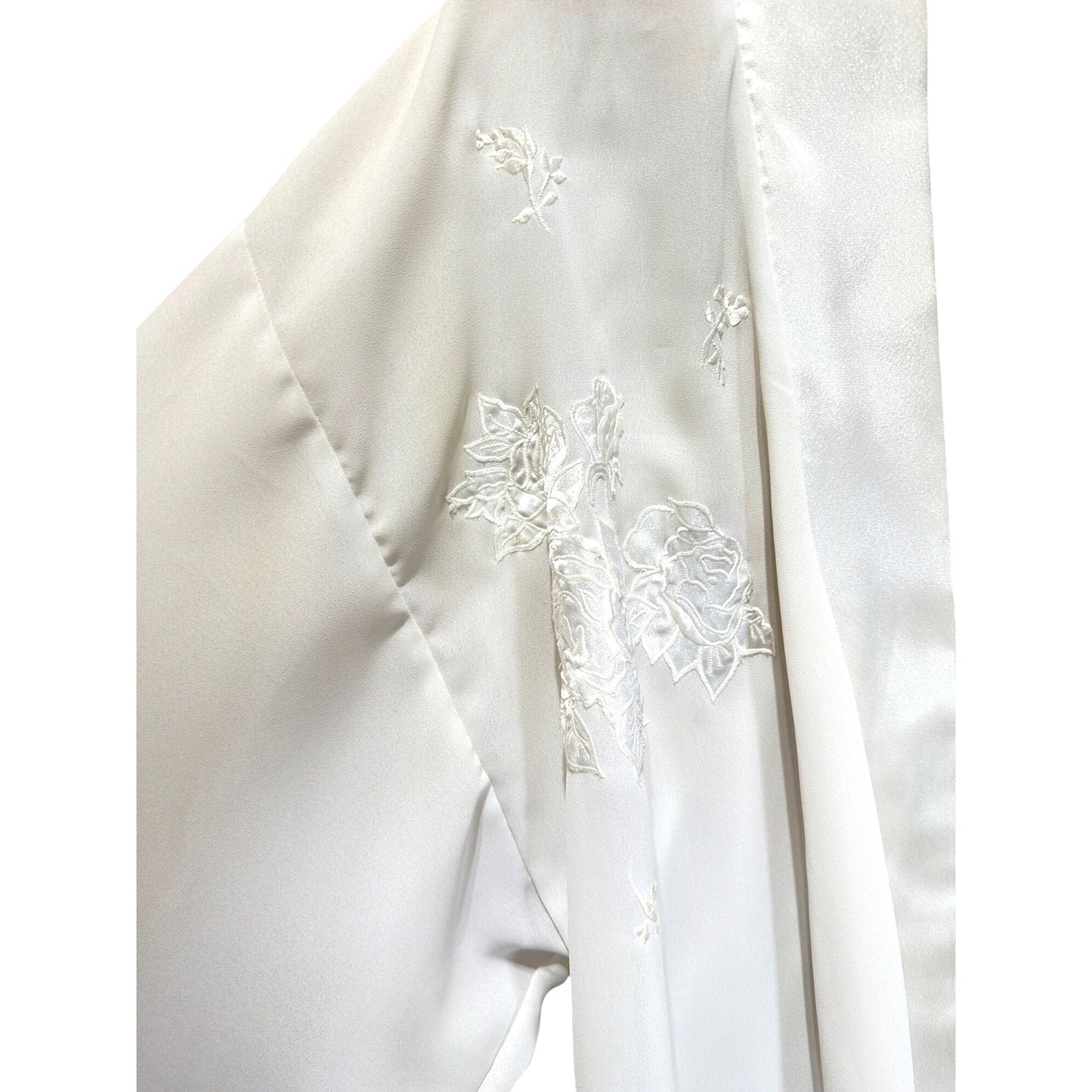 Victorias Secret Collection Gold Label Vintage 90s Embroidered White Ciffon Satin Kimono Robe