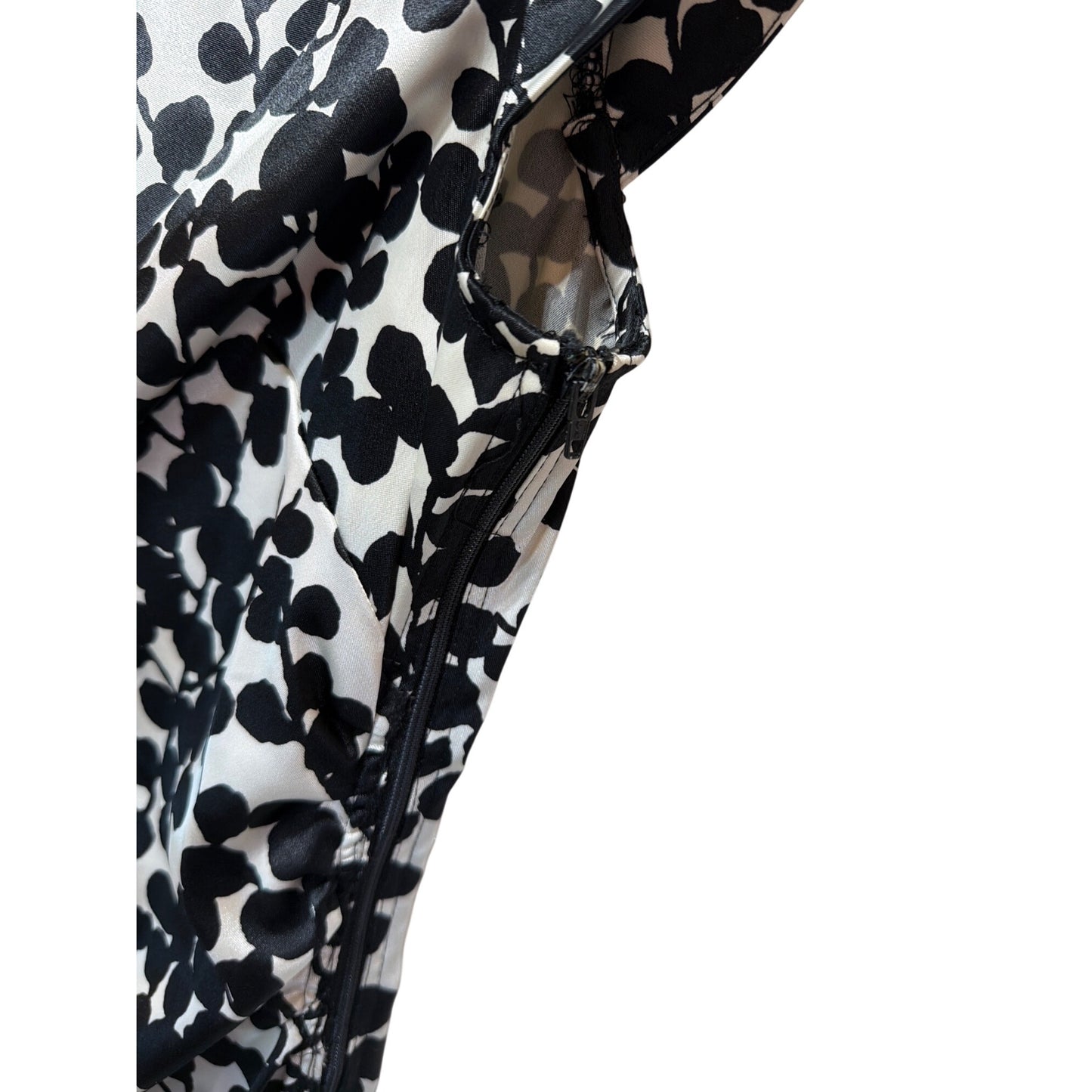 Maggy London Y2K Black & White Floral Satin Bodycon Cocktail Sheath Dress Size 6