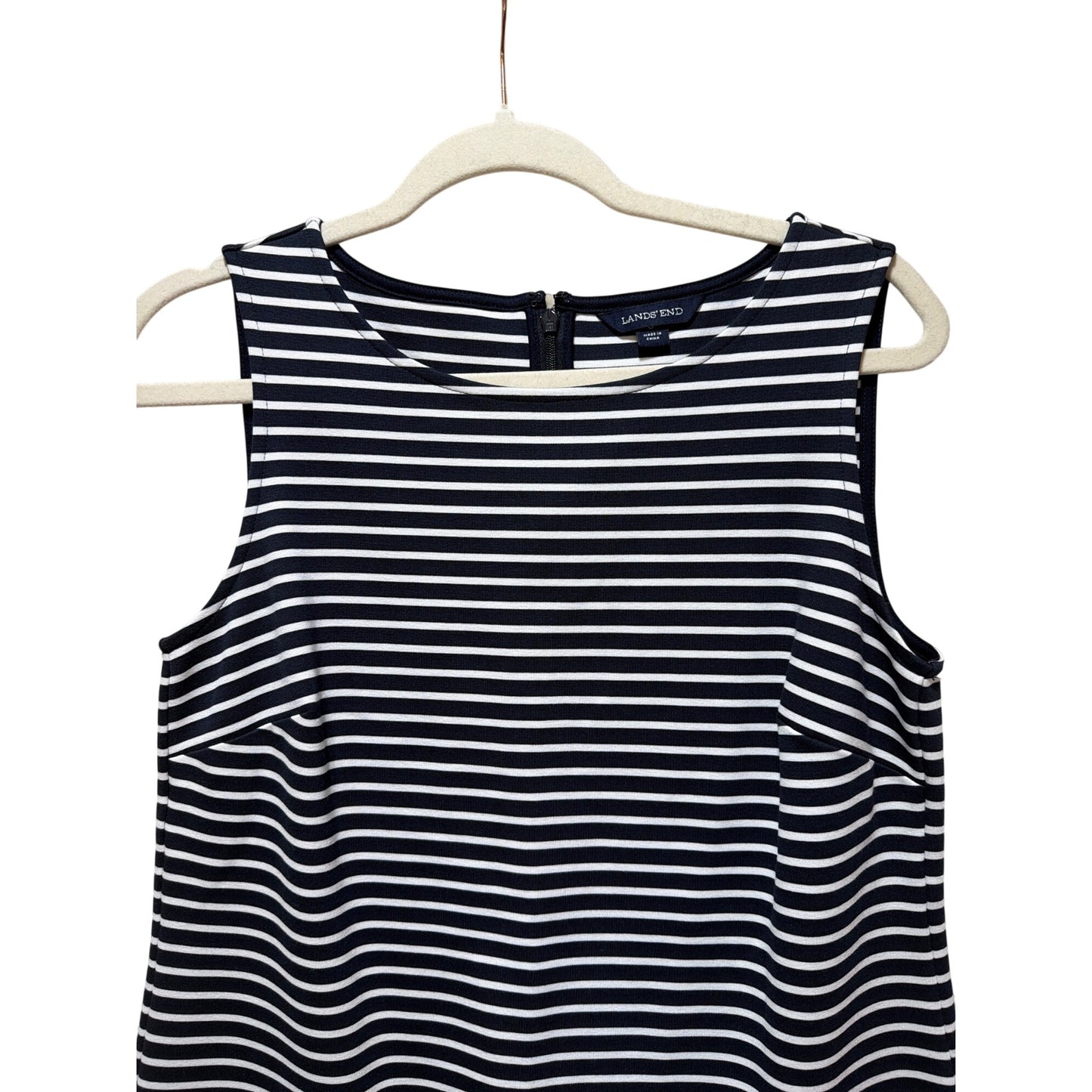 Lands End Womens Sleeveless Navy & White Striped Dress With Ruffle Hem Casual Mid-Length
