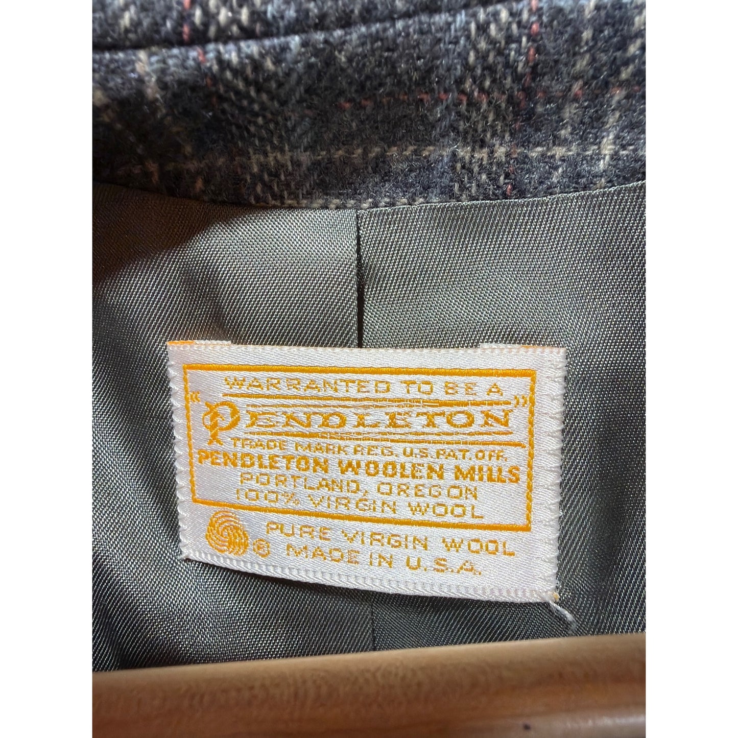 Pendleton Vintage 80s Gray Blue Tartan Plaid Cropped Tailored Blazer