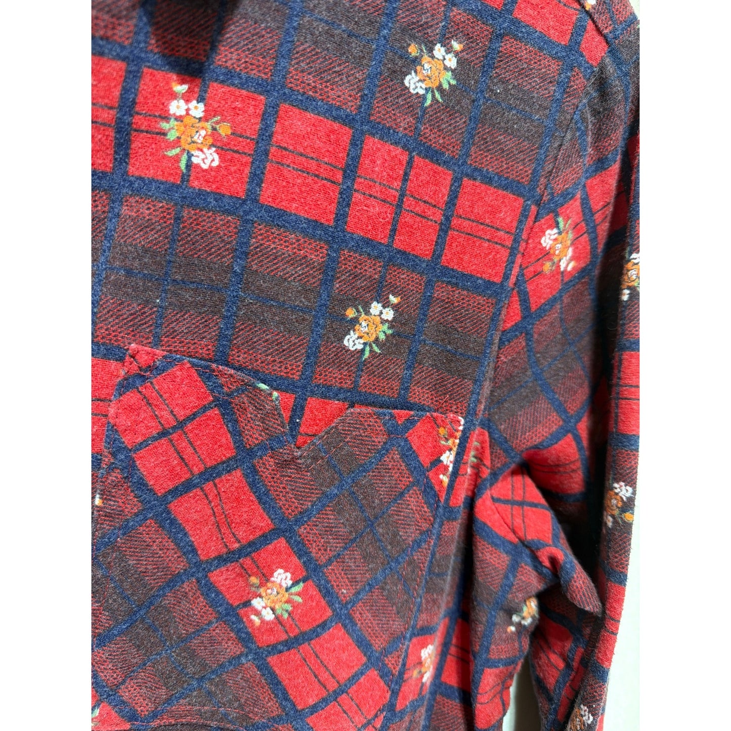 American Sweetheart Vintage 90s Red & Navy Plaid Floral Cotton Blend Flannel Shirt L