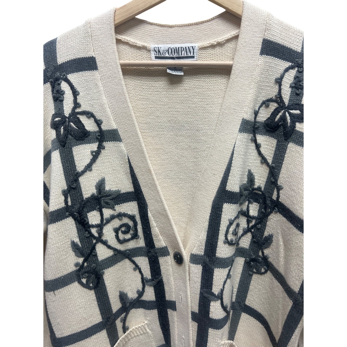SK & Company Vintage 90's Cream and Gray Floral Cardigan