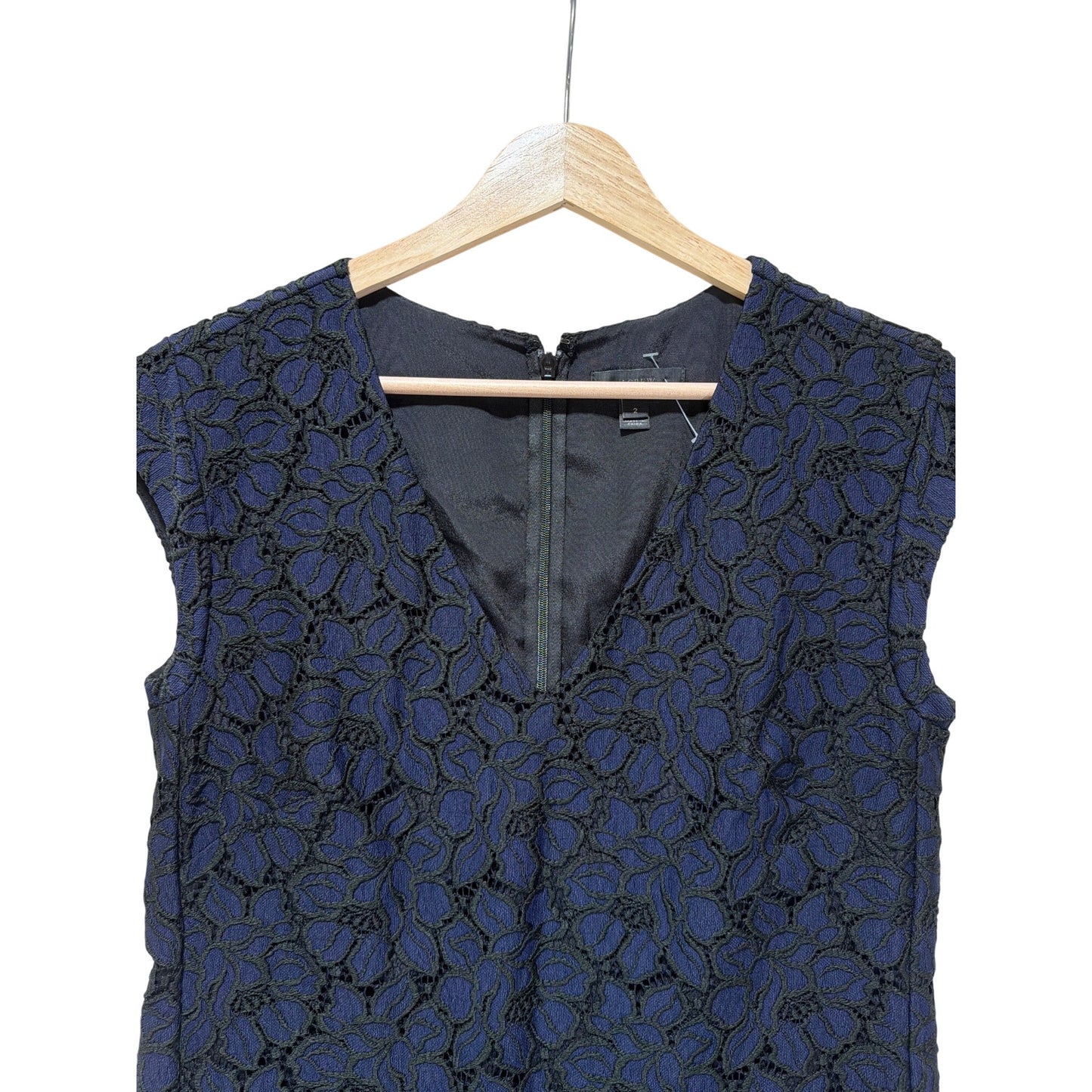 J. Crew Black & Navy Floral Lace V-Neck Shift Dress Size 2