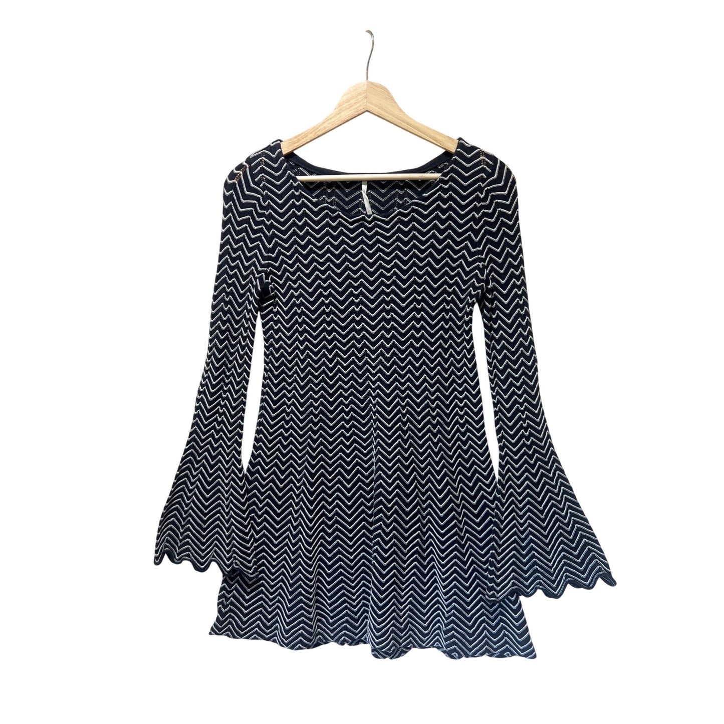 Free People Black and White Knit Chevron Pattern Flared Sleeve Tunic Dress  Womens XS