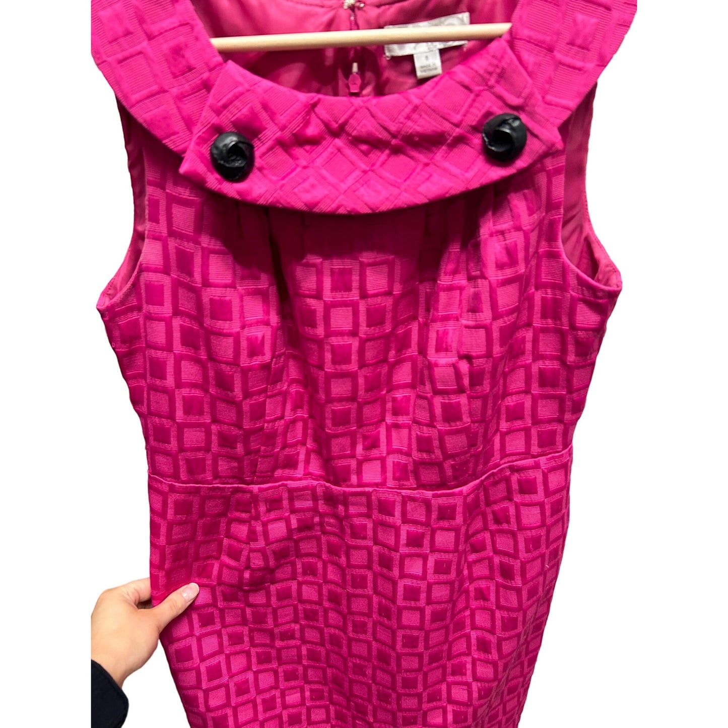 Dress Barn Magenta Pink Sleeveless Textured Dress With Button Detail Size 8