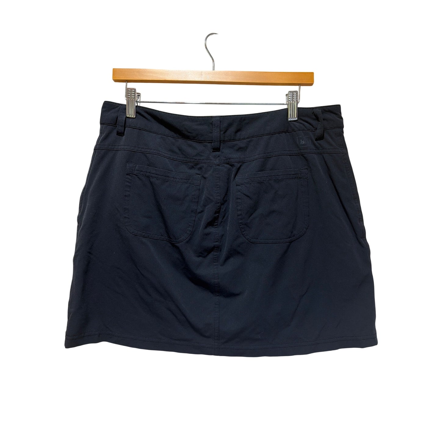 REI Co-Op Black Nylon Hiking Skort Women’s Size 12 With Zipper Pockets