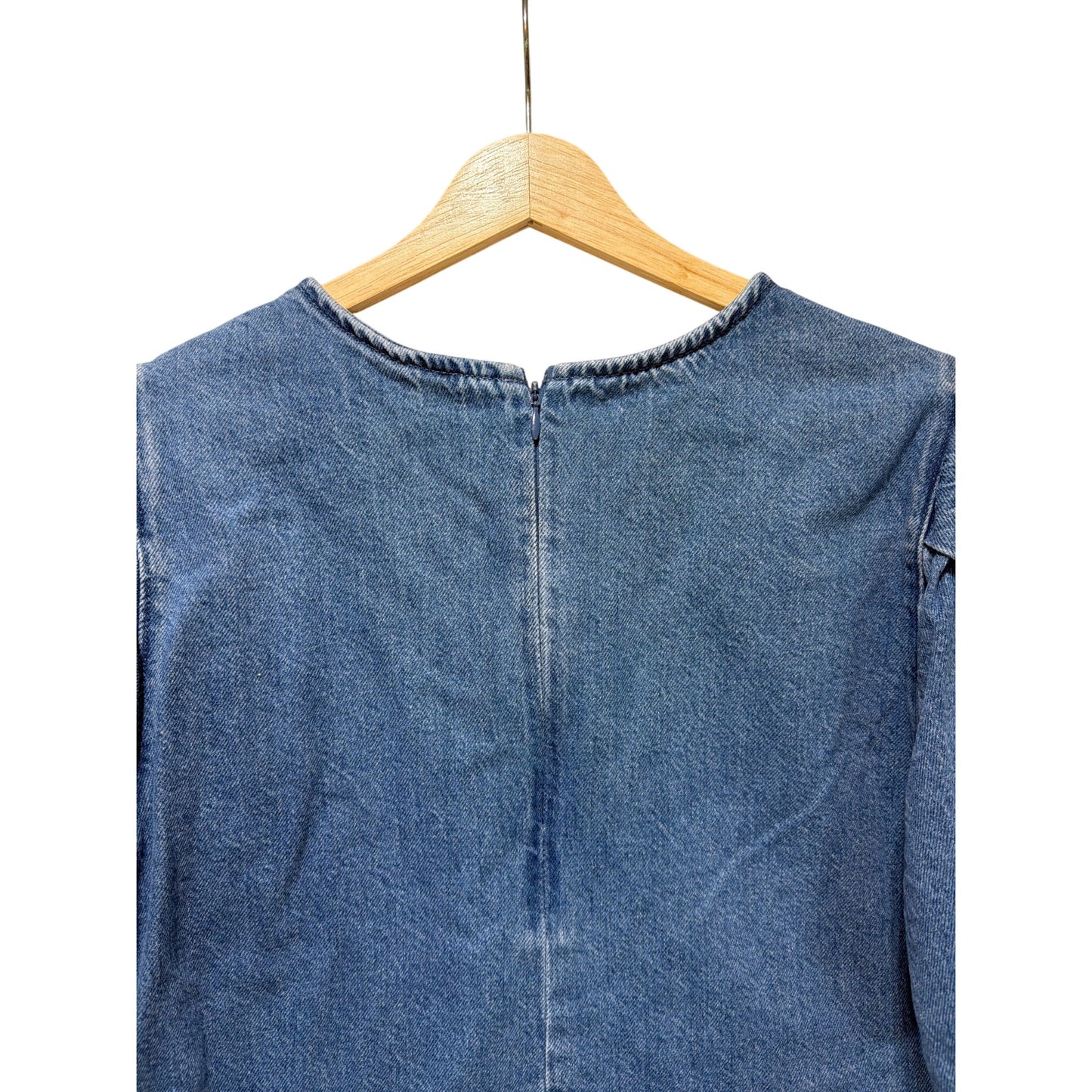 Levis Zaida Sculptural Blouse Denim Puff Sleeve Top Size L Light Blue 100% Cotton Zip Back Closure