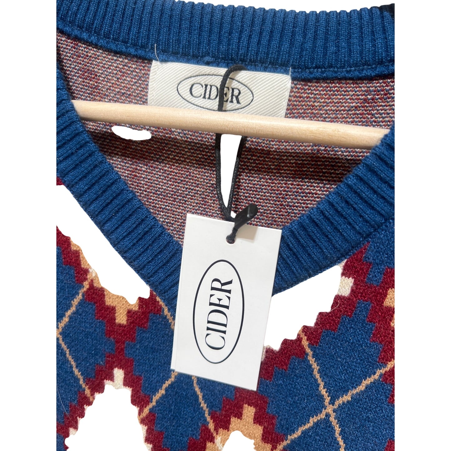 Retro Argyle Knit Sweater Vest By Cider NWT- Blue Beige & Burgundy Diamond Pattern - V-Neck Sleeveless Pullover