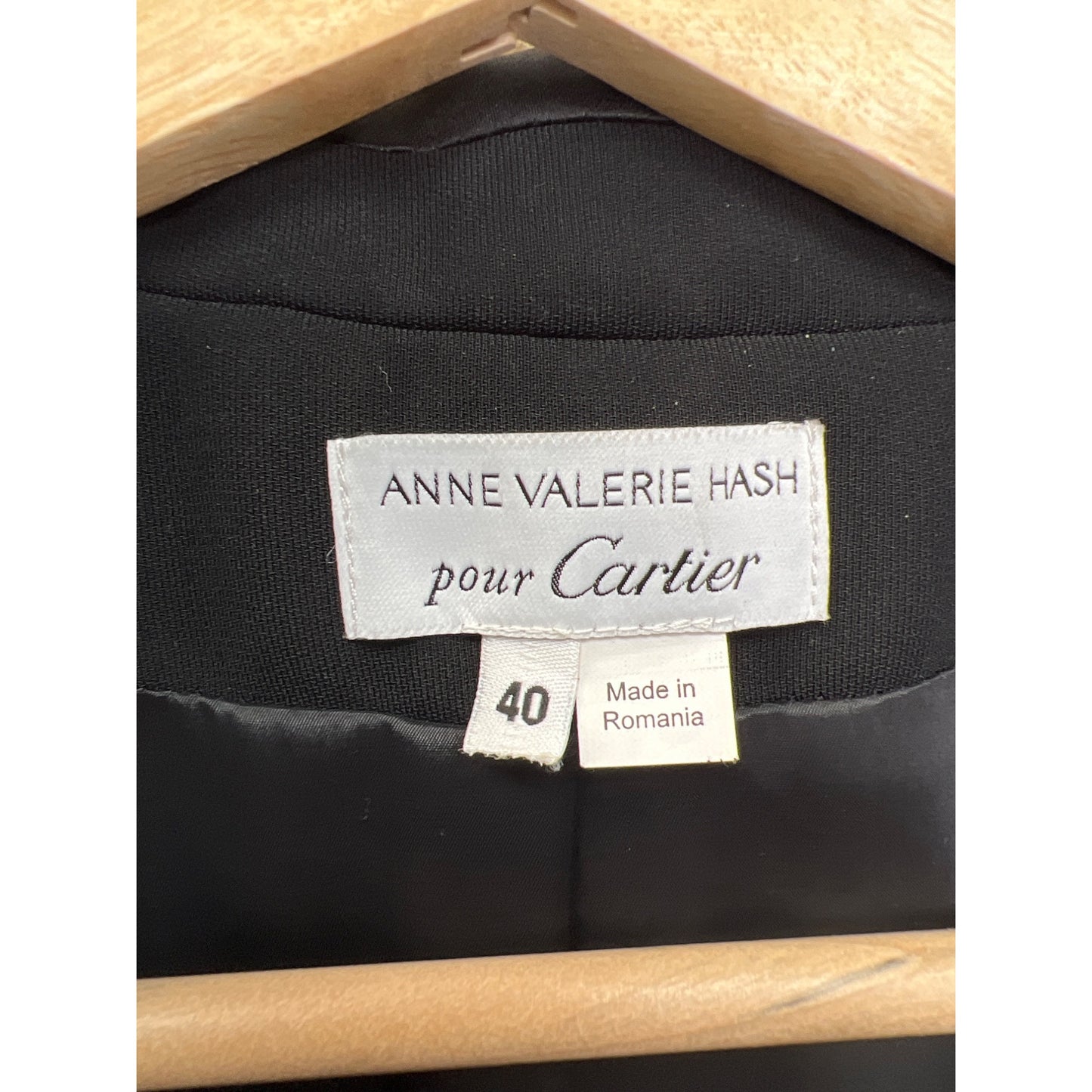 Anne Valerie Hash pour Cartier Black Tuxedo Style Blazer