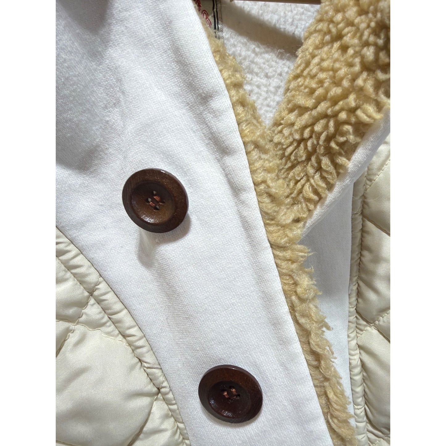 Henry Cooper Sportswear Vintage Y2K White Tan Sherpa Lined Hoodie Jacket With Quilted Panels
