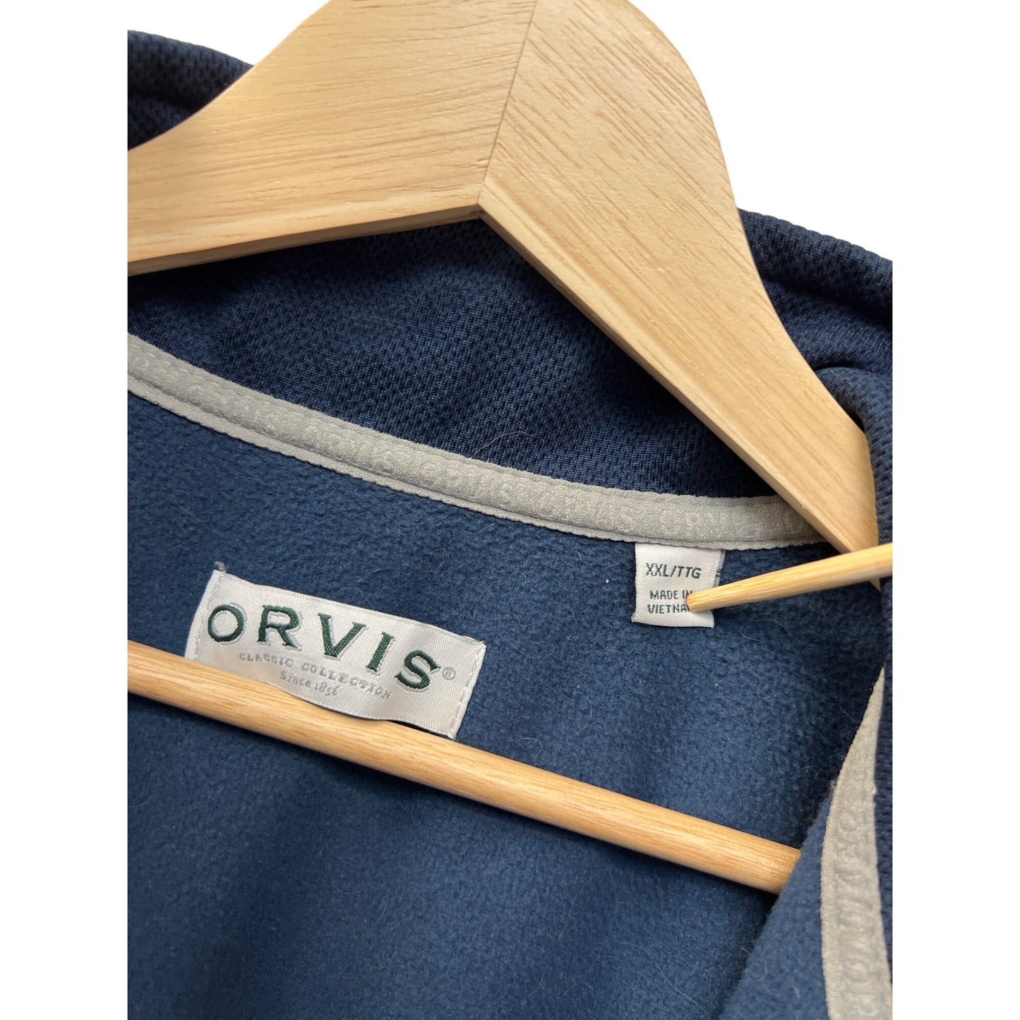 Orvis Full Zip Blue and Gray Soft Shell Jacket