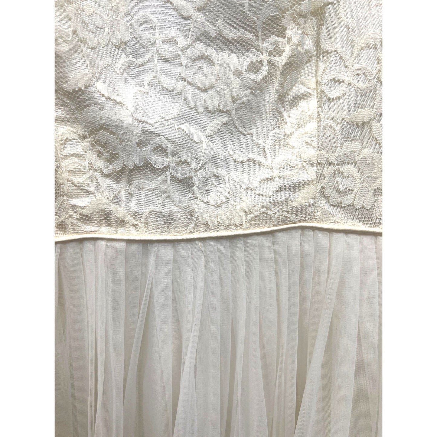 Vintage 1950's Ivory Tulle and Lace A-Line Wedding Dress