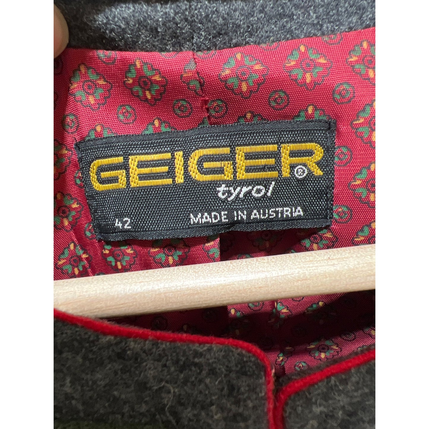 Geiger Tyrol Green Boiled Wool Jacket With Red Lining & Grey Trim Made In Austria Size 42