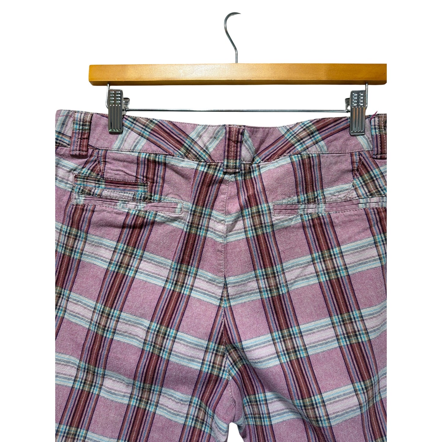 Dockers Collection Low Rise Slightly Curvy Pink & Tan Plaid Bermuda Chino Shorts Womens Size 12