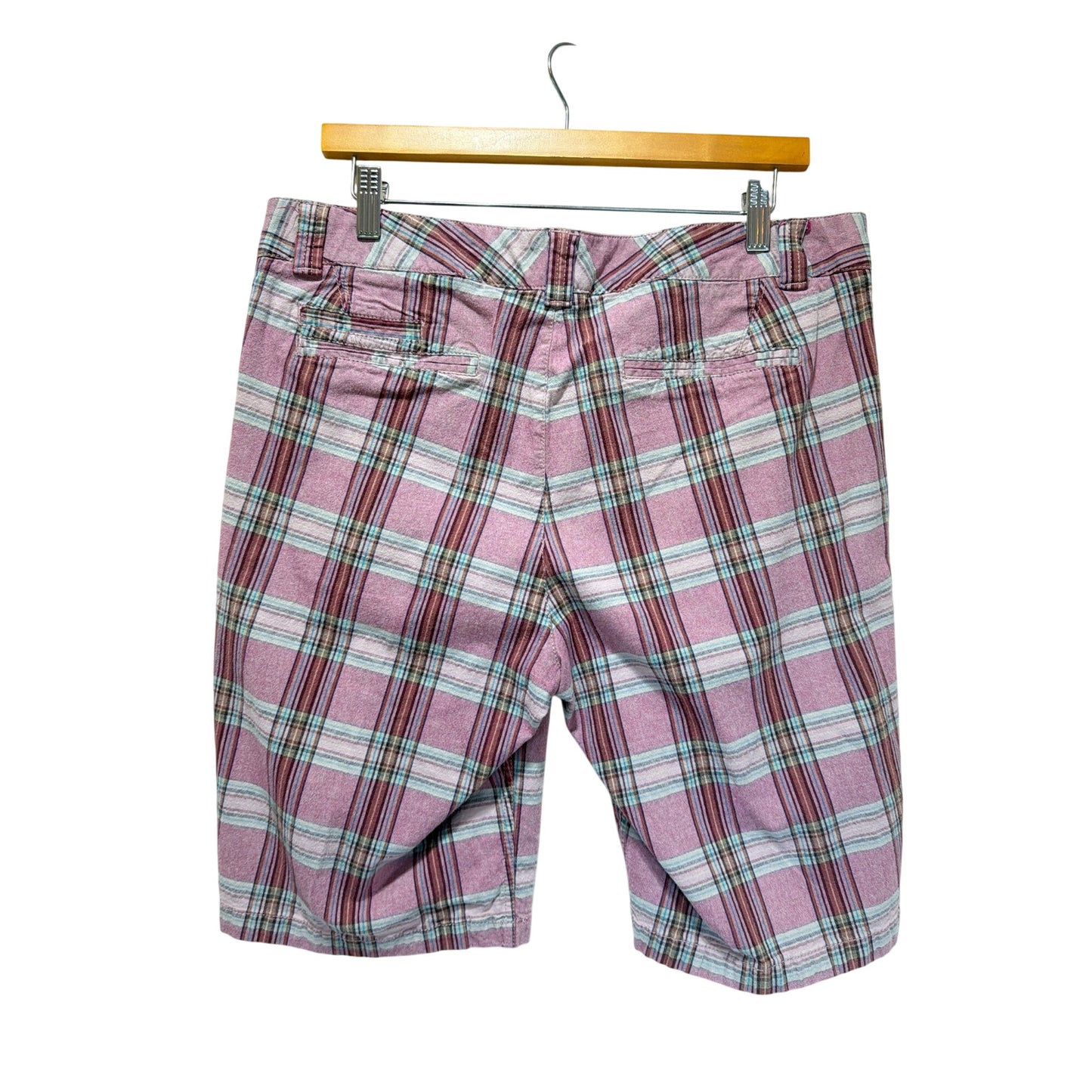 Dockers Collection Low Rise Slightly Curvy Pink & Tan Plaid Bermuda Chino Shorts Womens Size 12