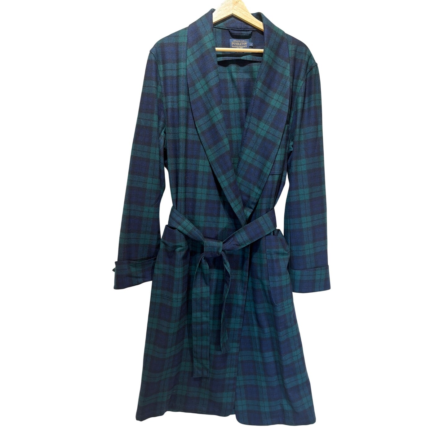 Pendleton NWOT Mens Wool Robe In Black Watch Plaid With Belted Waist & Shawl Collar Size L