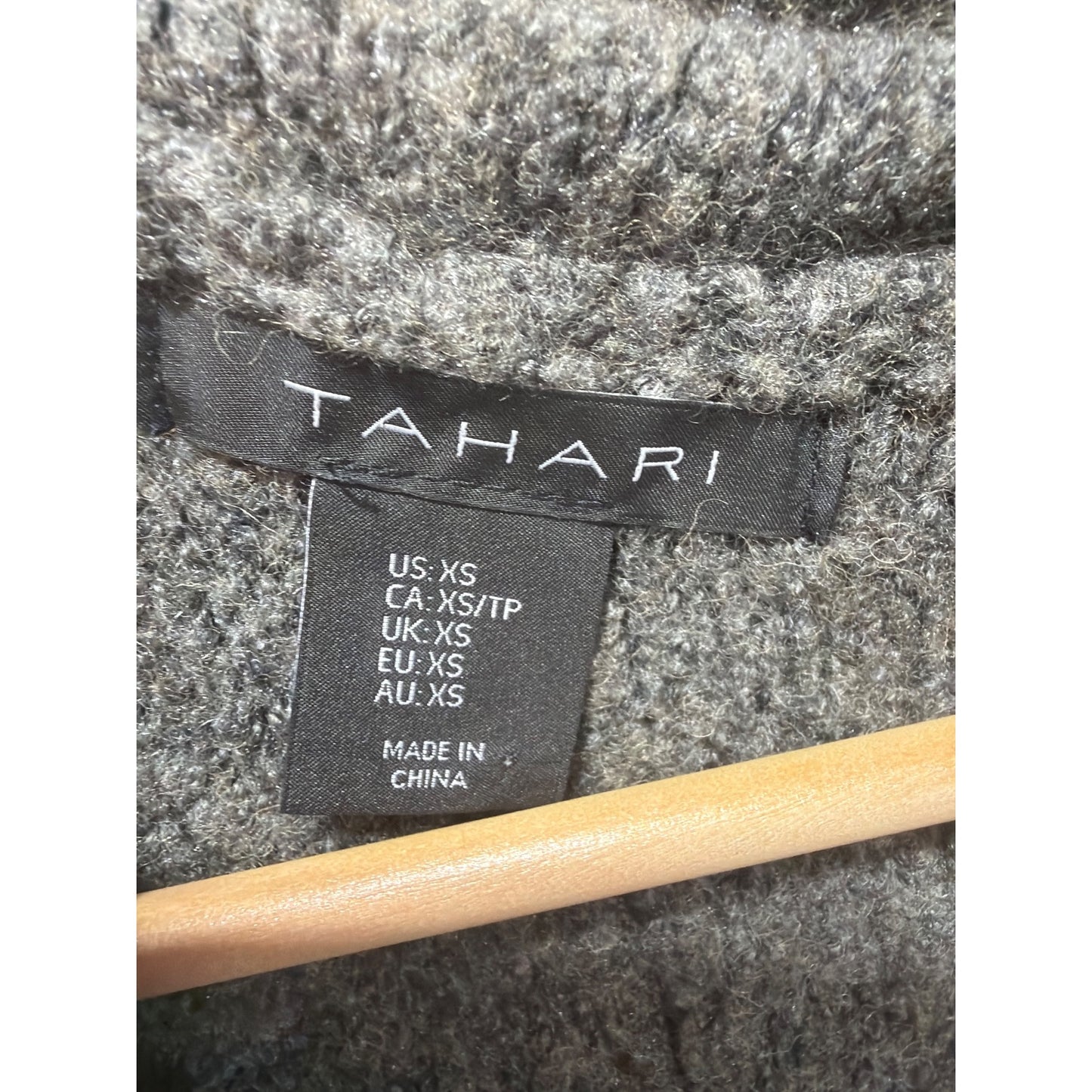 Tahari Gray Hooded Knit Vest With Pockets XS Acrylic Wool Blend