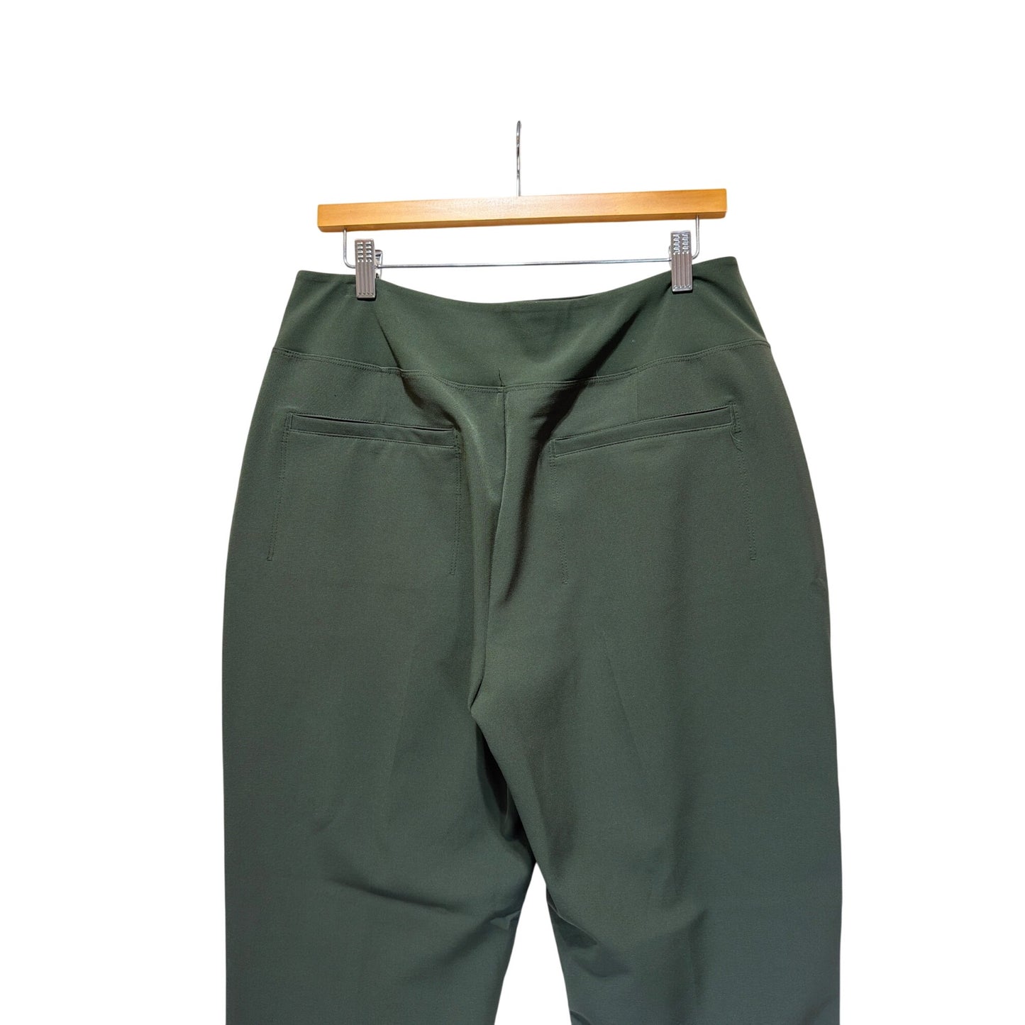 Athleta Elm Green Endless Pants Recycled Materials Straight-Leg Pull-On Women’s Size 12