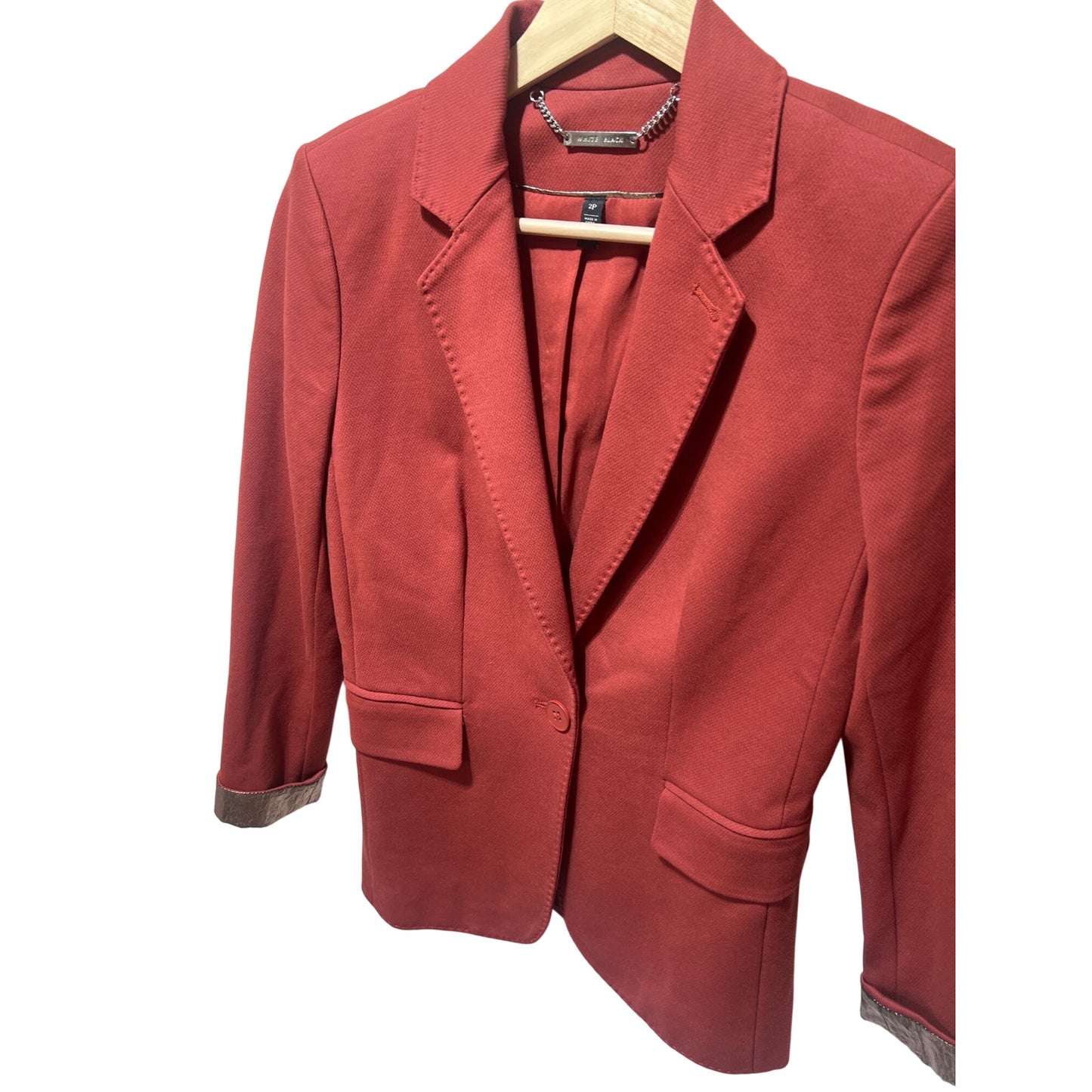 White House Black Market Womens Single Button Tailored Rust Red Blazer With Metallic Cuff Detail - Size 2P