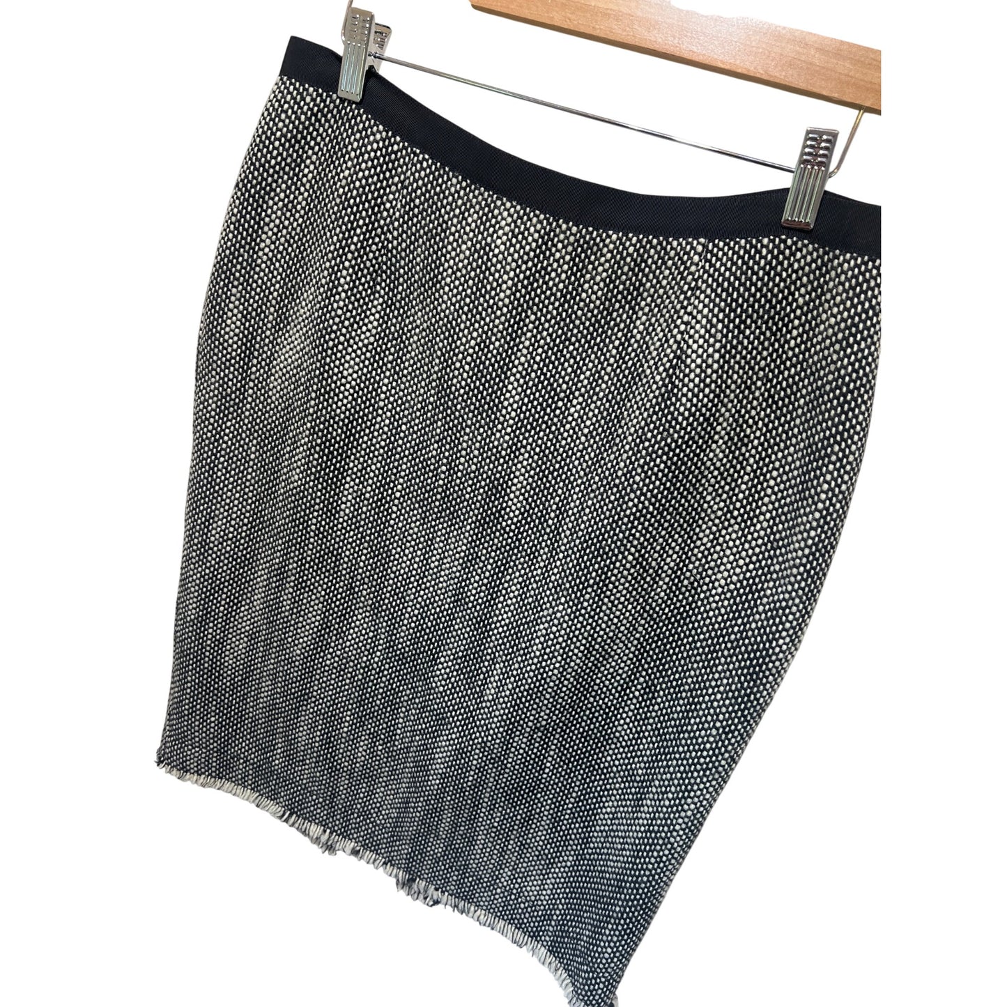 The Limited Womens Black & White Textured Pencil Skirt Fringe Hem Back Slit Size 6
