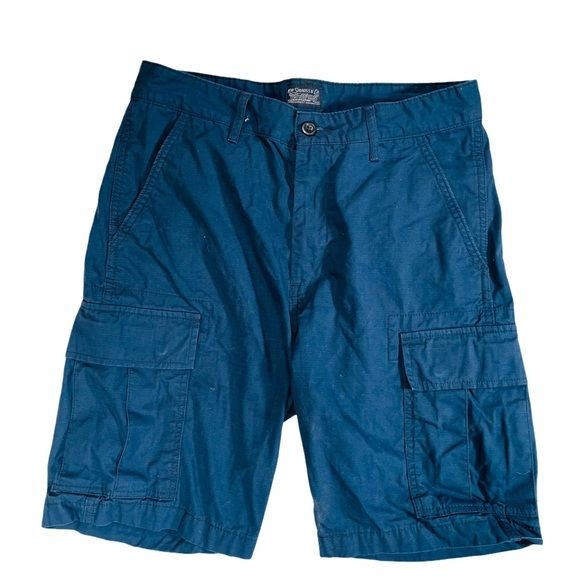 Levi’s Carrier Cargo Shorts in Navy Blue